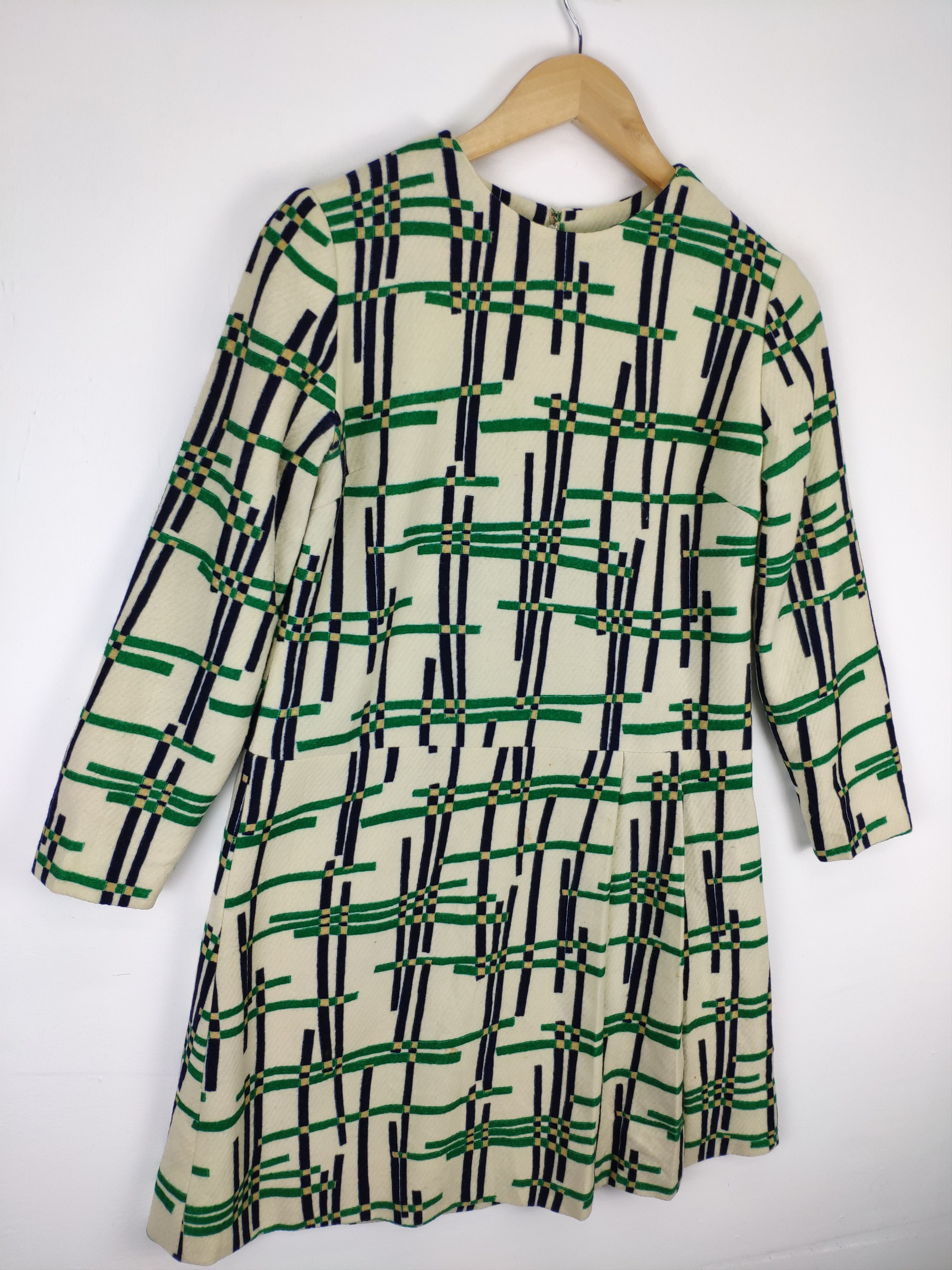 Designer × Japanese Brand Vintage Wool Mini Dress Pattern by Ladies Fashion Size S / US 4 / IT 40 - 3 Thumbnail