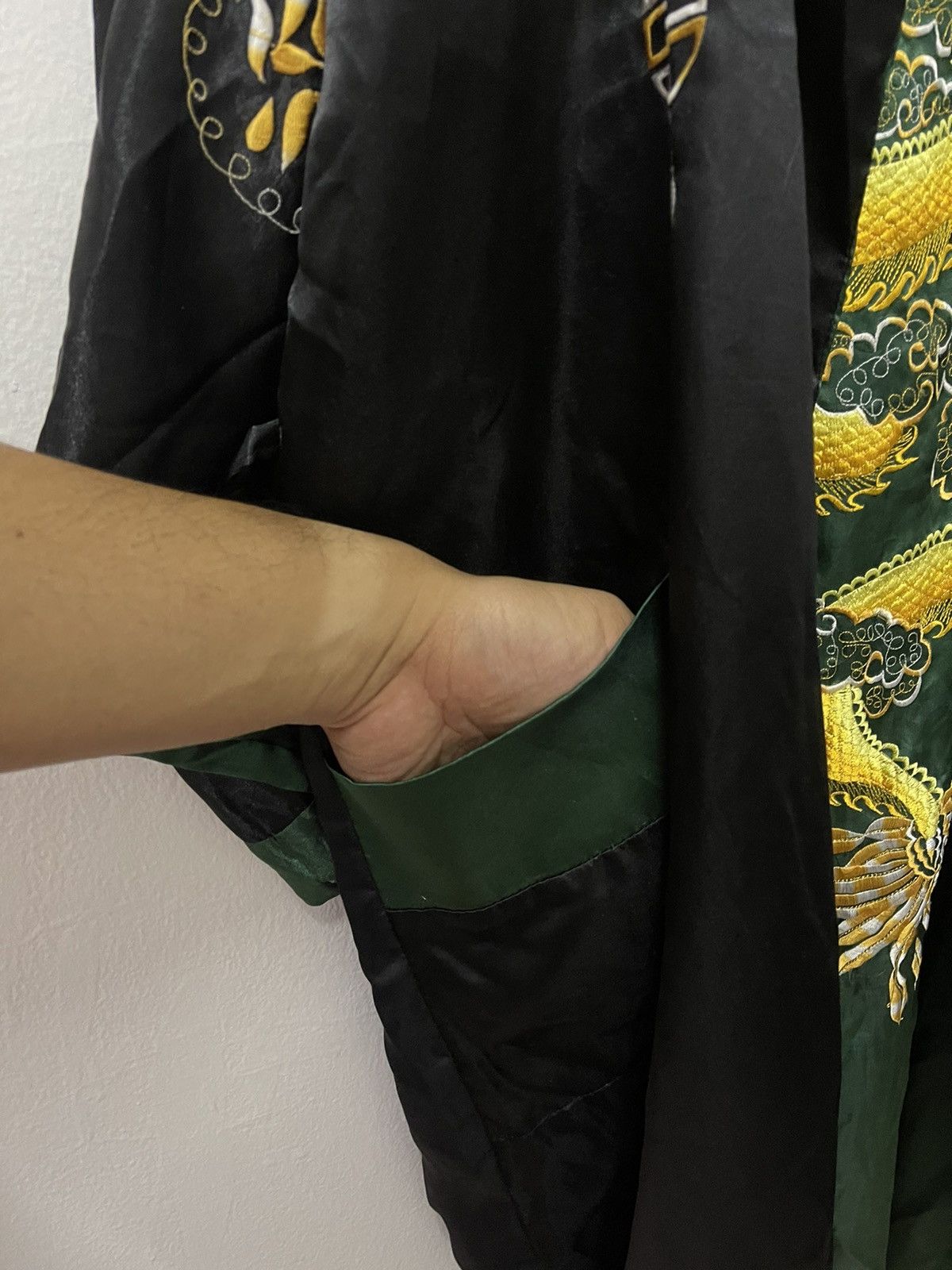 Japanese Brand × Vintage Vintage Japanese Kimono Embroidered Dragon Traditional wear Size US XXL / EU 58 / 5 - 7 Thumbnail