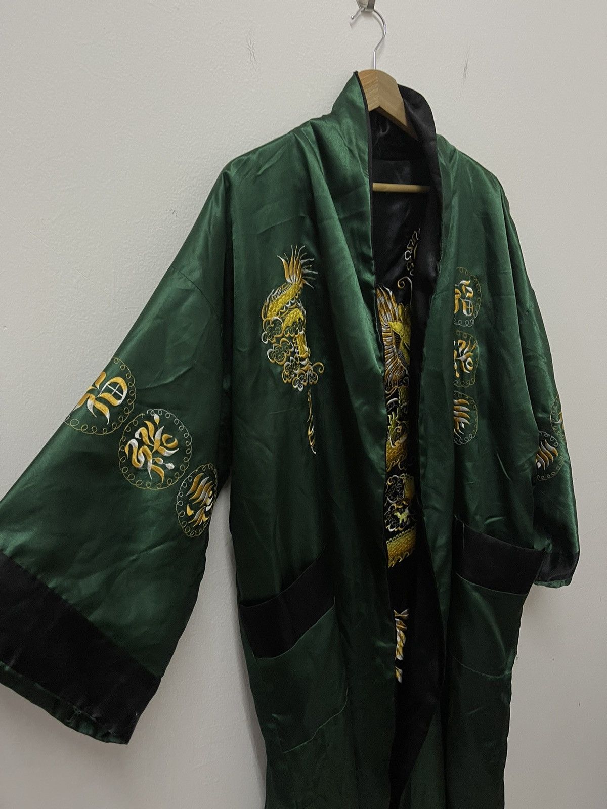 Japanese Brand × Vintage Vintage Japanese Kimono Embroidered Dragon Traditional wear Size US XXL / EU 58 / 5 - 12 Thumbnail