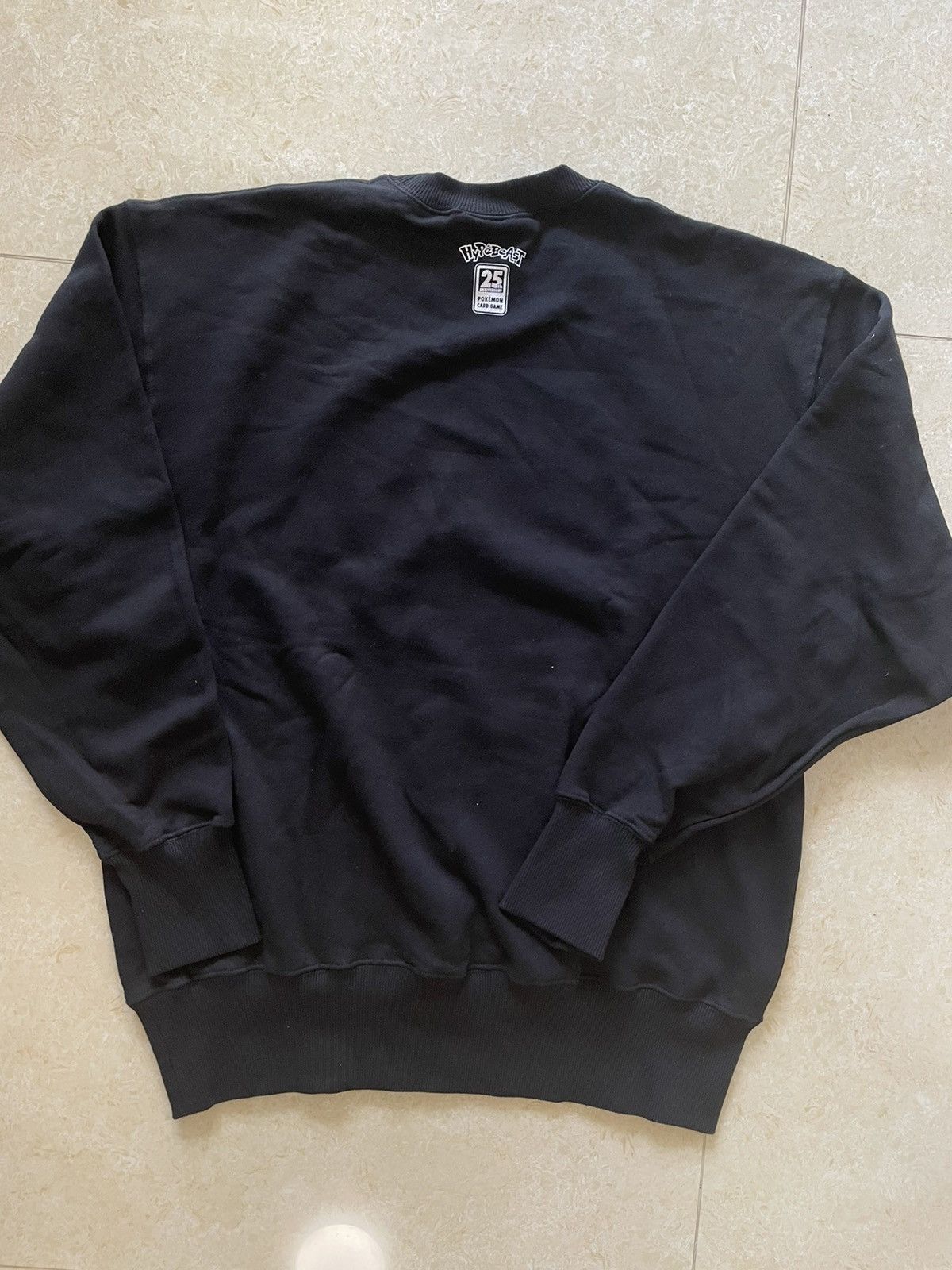 Hypebeast Hypebeast Pokémon sweatshirt L Size US L / EU 52-54 / 3 - 6 Thumbnail