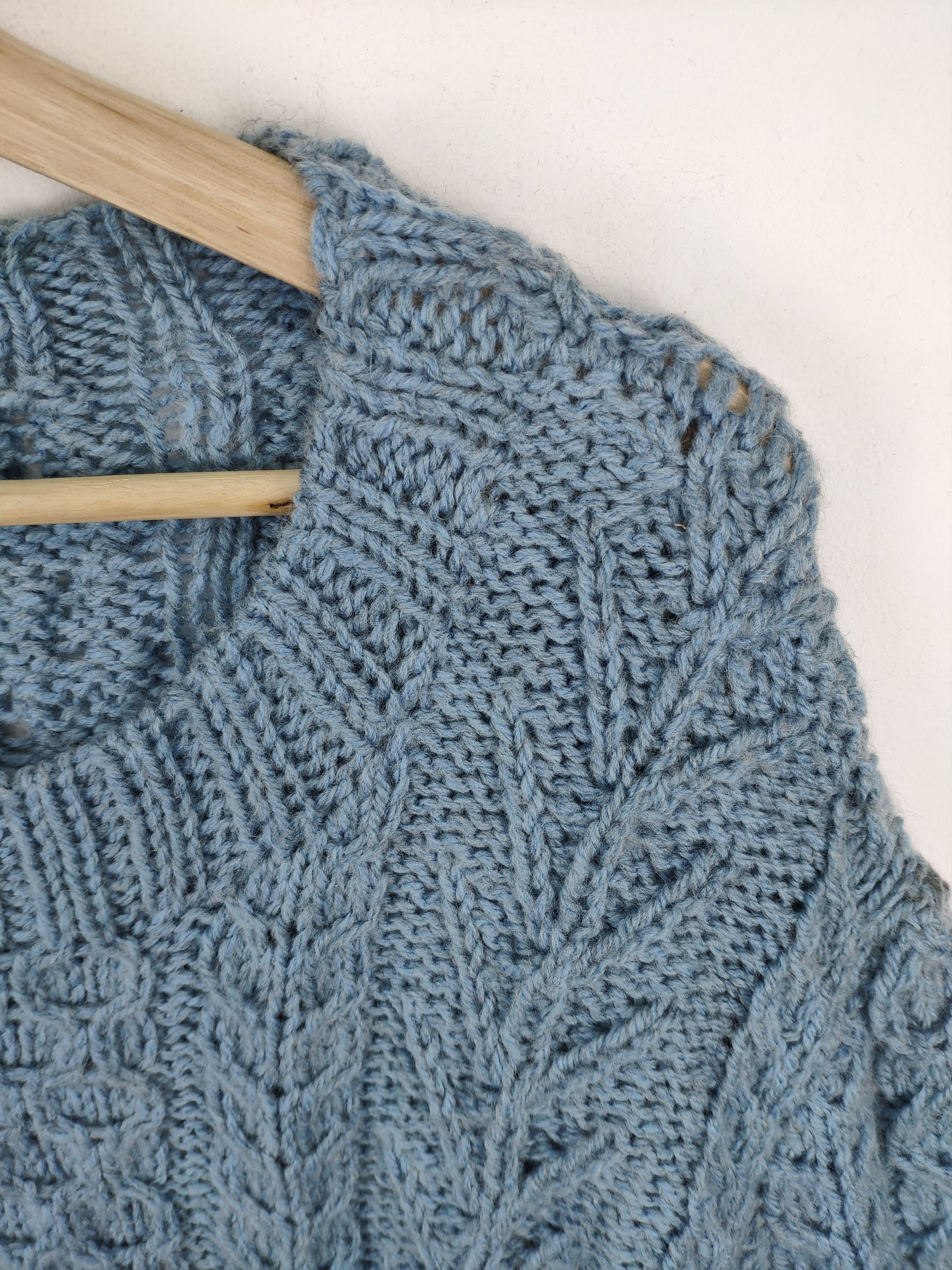 Aran Isles Knitwear × Japanese Brand × Vintage Wool Cable Knit Sweater Issey Miyake Style Size L / US 10 / IT 46 - 7 Thumbnail