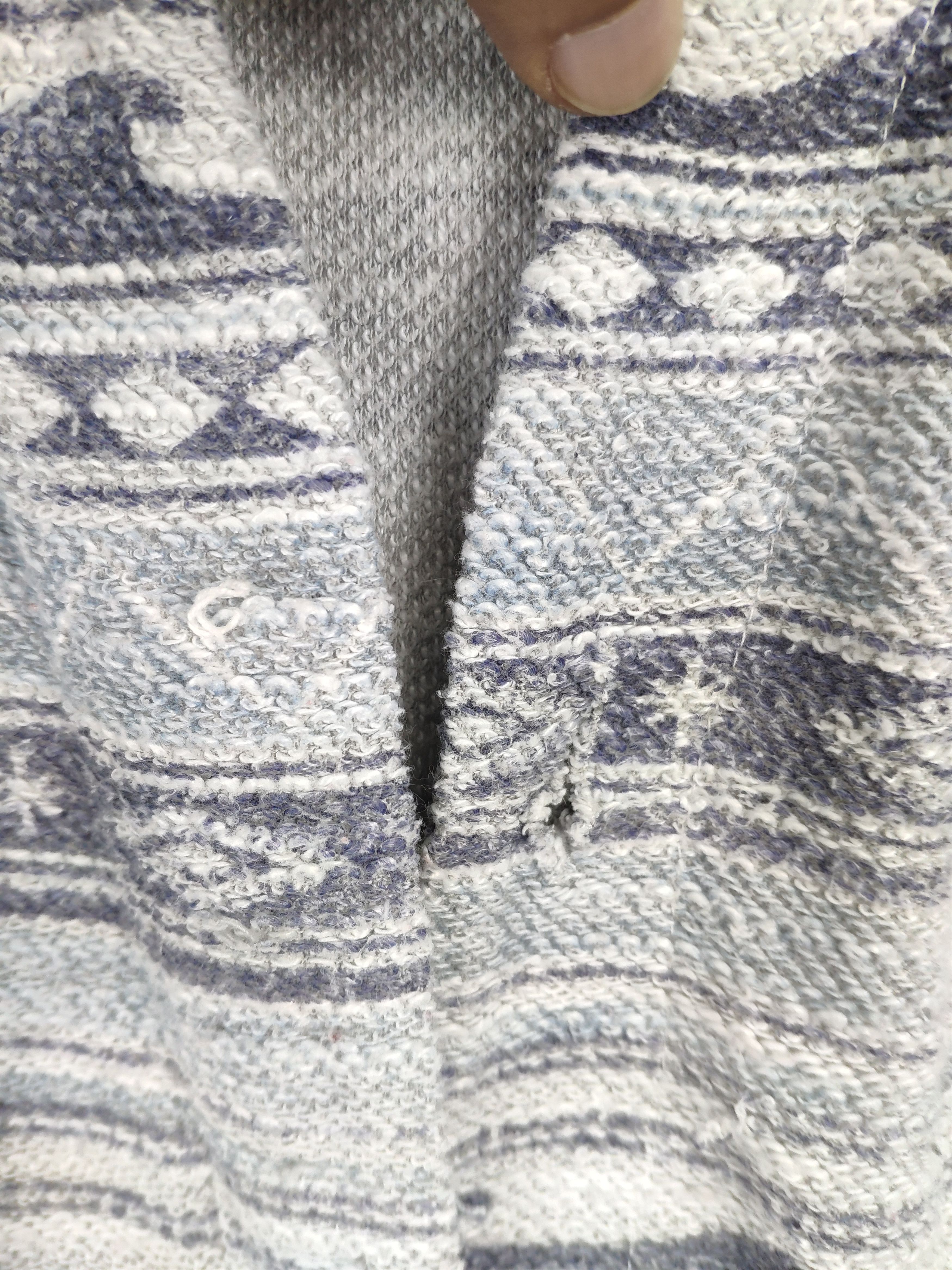 Japanese Brand × Vintage Vintage Knit Cardigan Native Style Size US M / EU 48-50 / 2 - 7 Thumbnail
