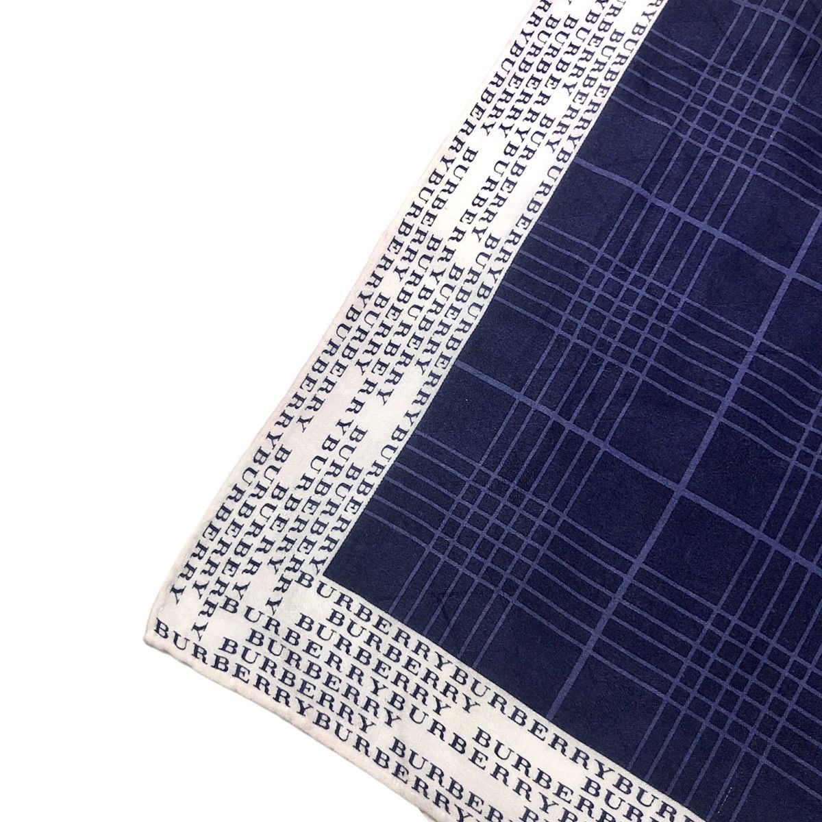 Burberry Burberry Logo Wording Checkered Handkerchief Pocketsquare Size ONE SIZE - 5 Thumbnail