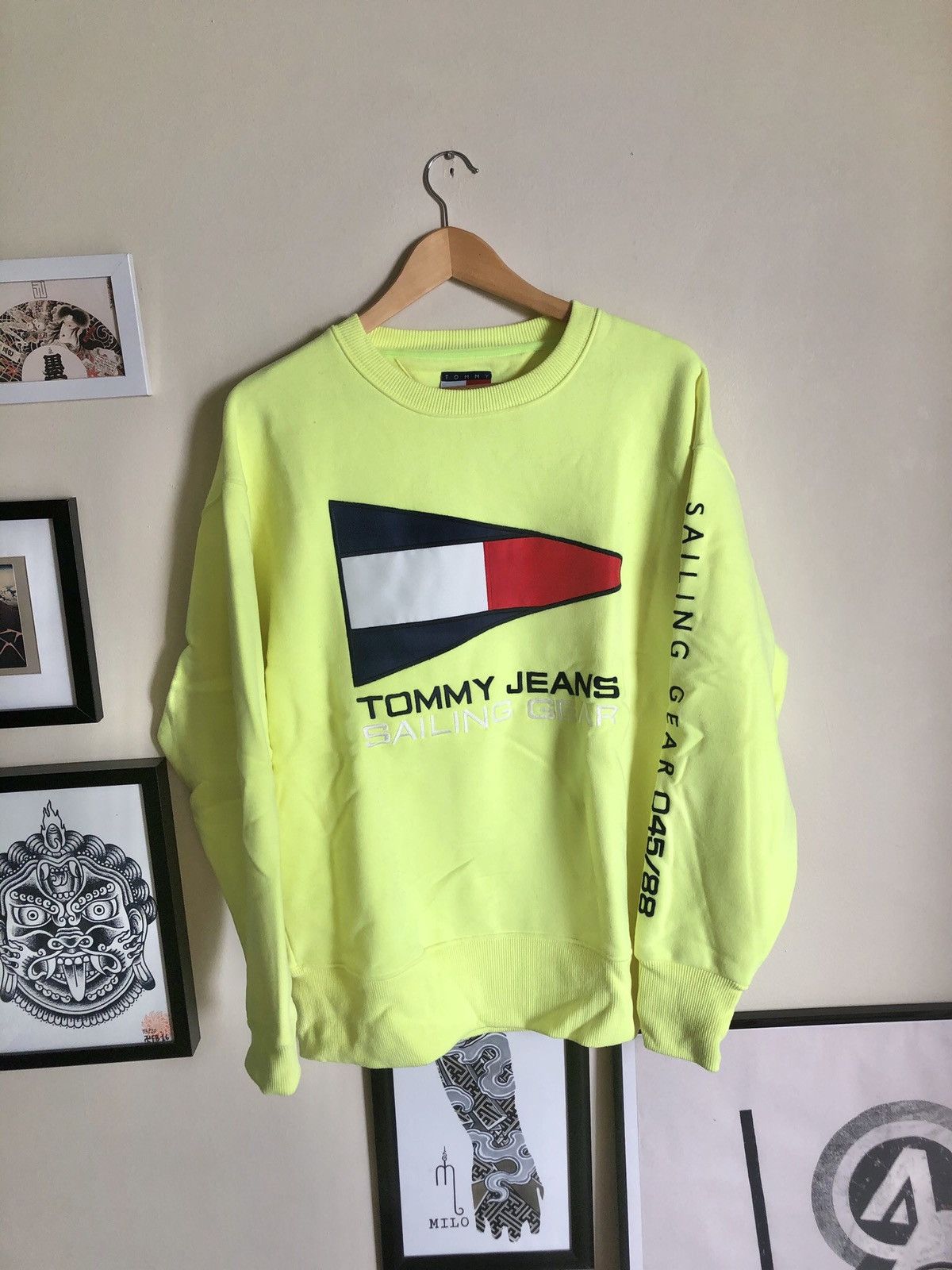 Tommy Hilfiger × Tommy Jeans Tommy Hilfiger Jeans Sailing Yatch flag crewneck Size US L / EU 52-54 / 3 - 1 Thumbnail