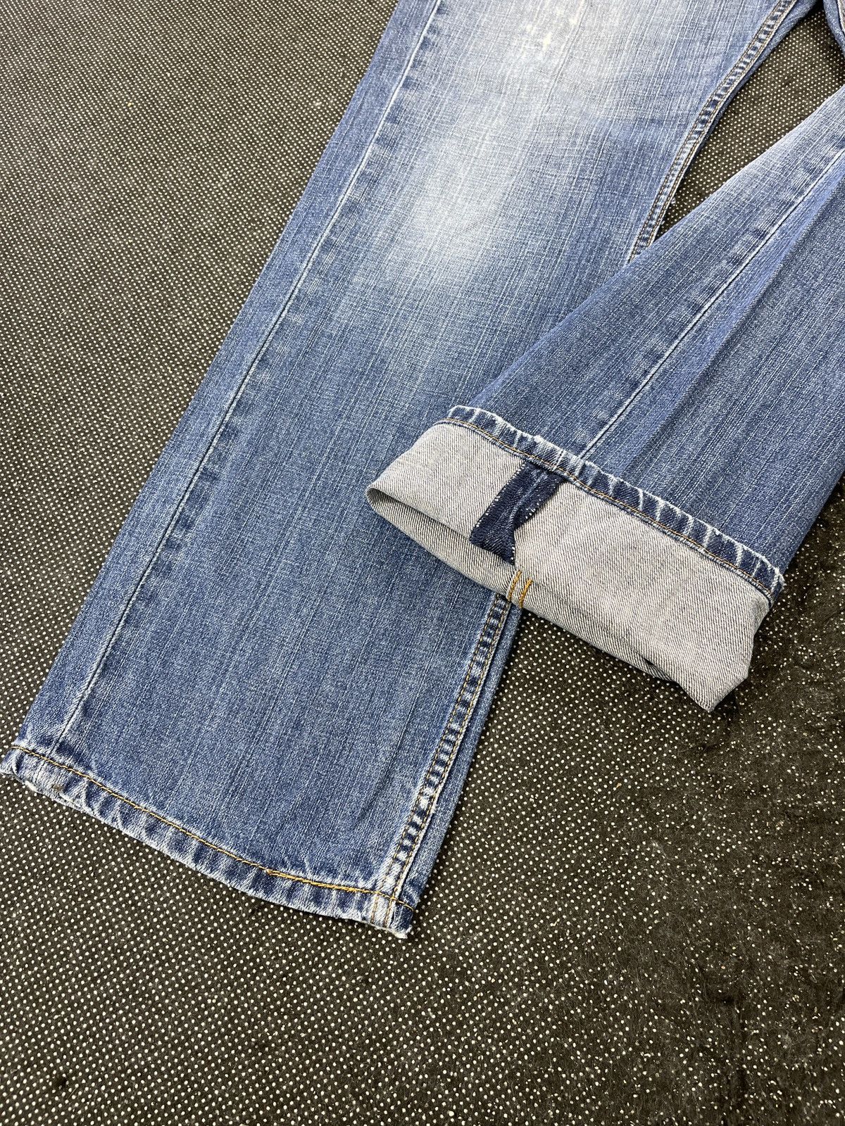 Levi's Vintage Levis 559 Distressed Jeans - J538 Size US 35 - 6 Thumbnail