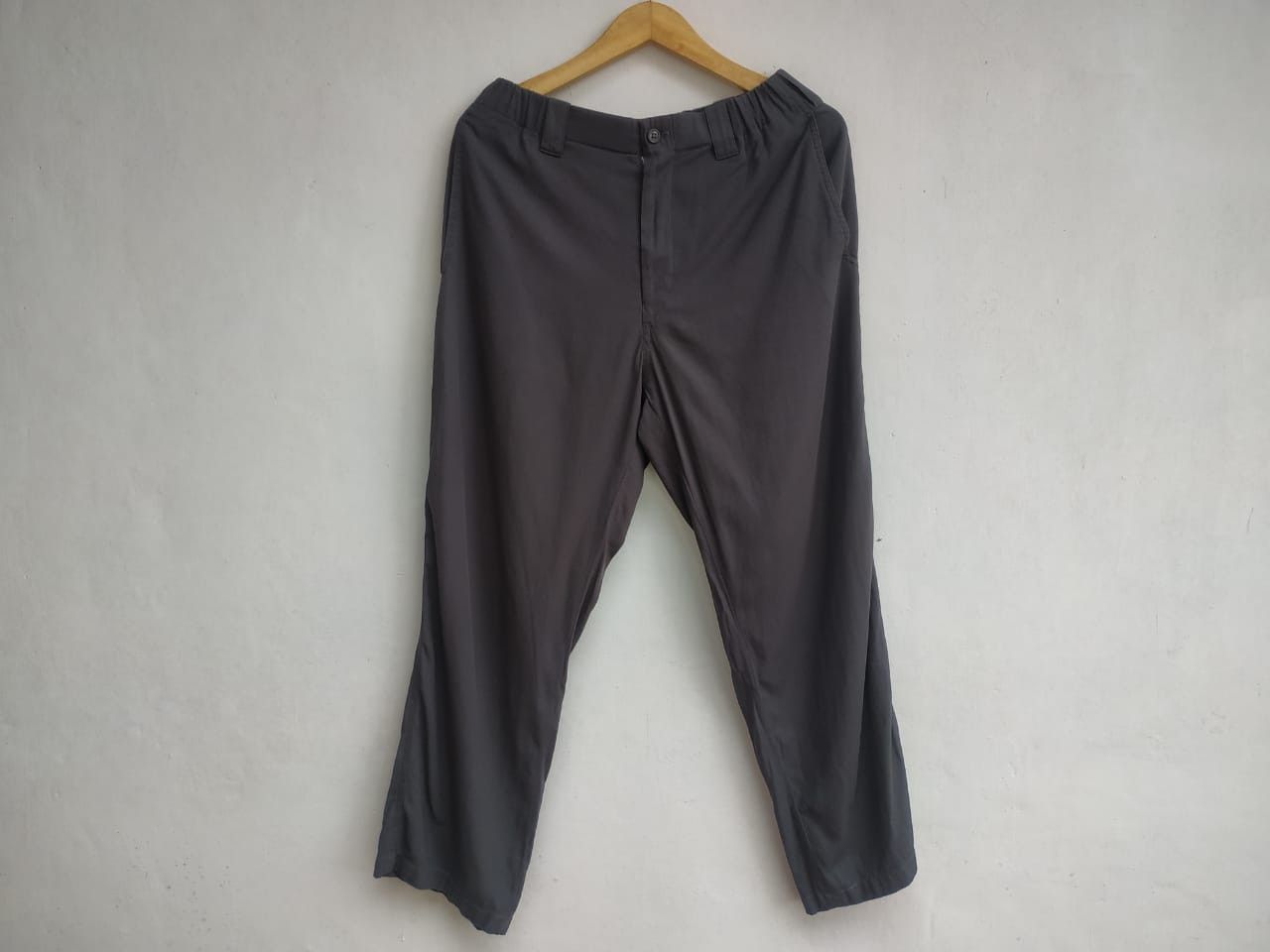 image of Fit 31 To 32, Yohji Yamamoto Stretch Waist Pants in Grey, Men's