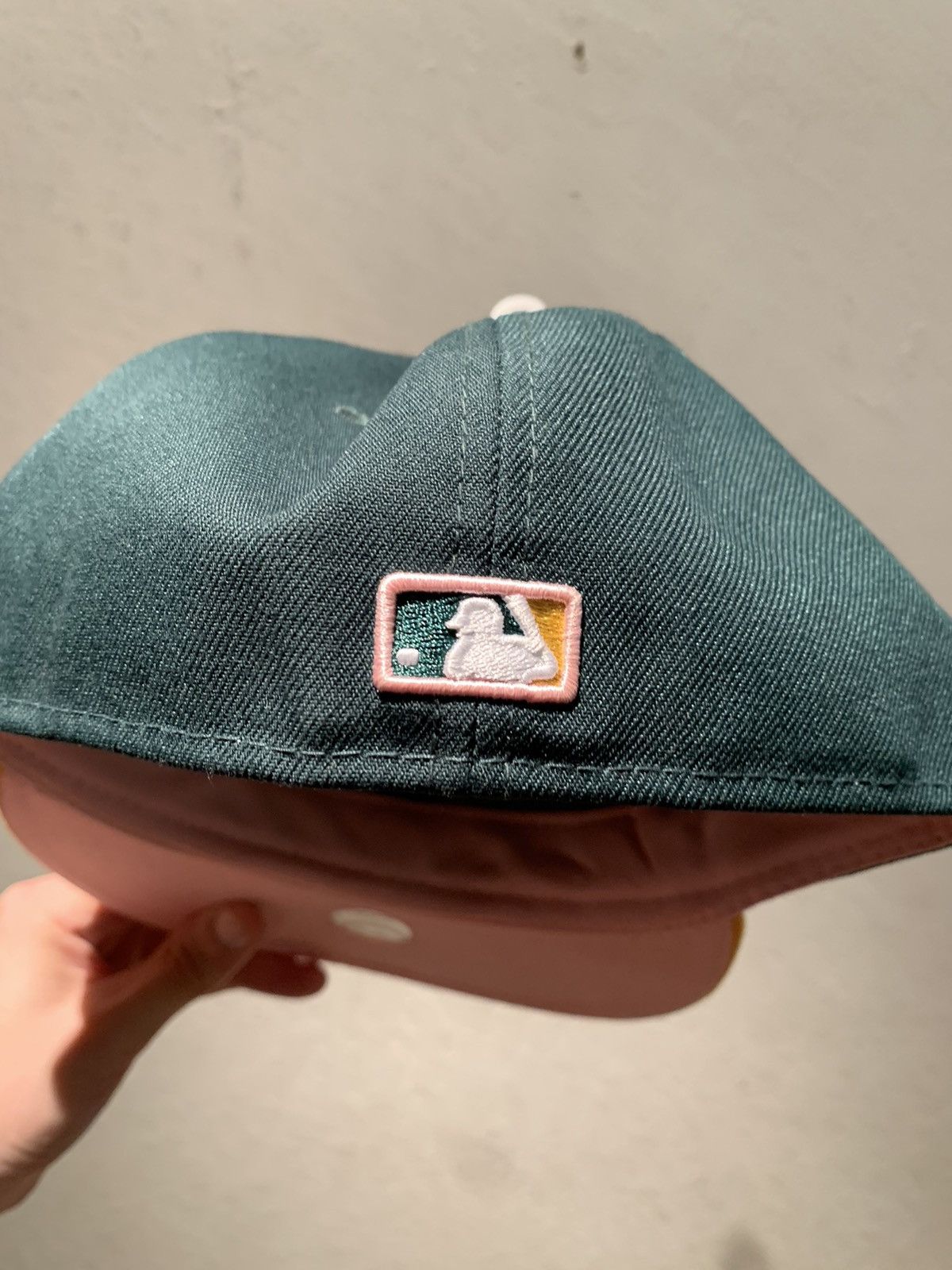 MLB RARE* New Era Oakland A’s Battle of the Bay World Series Hat Size ONE SIZE - 7 Thumbnail