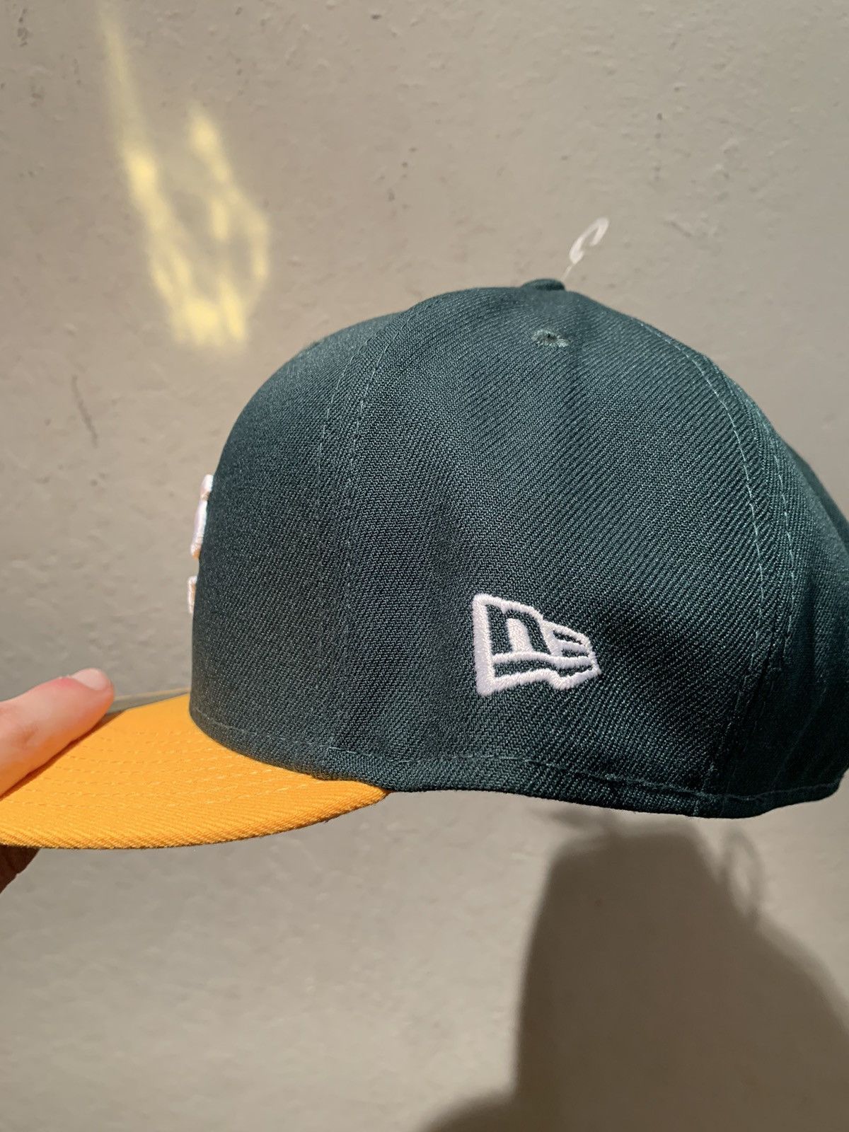 MLB RARE* New Era Oakland A’s Battle of the Bay World Series Hat Size ONE SIZE - 6 Thumbnail