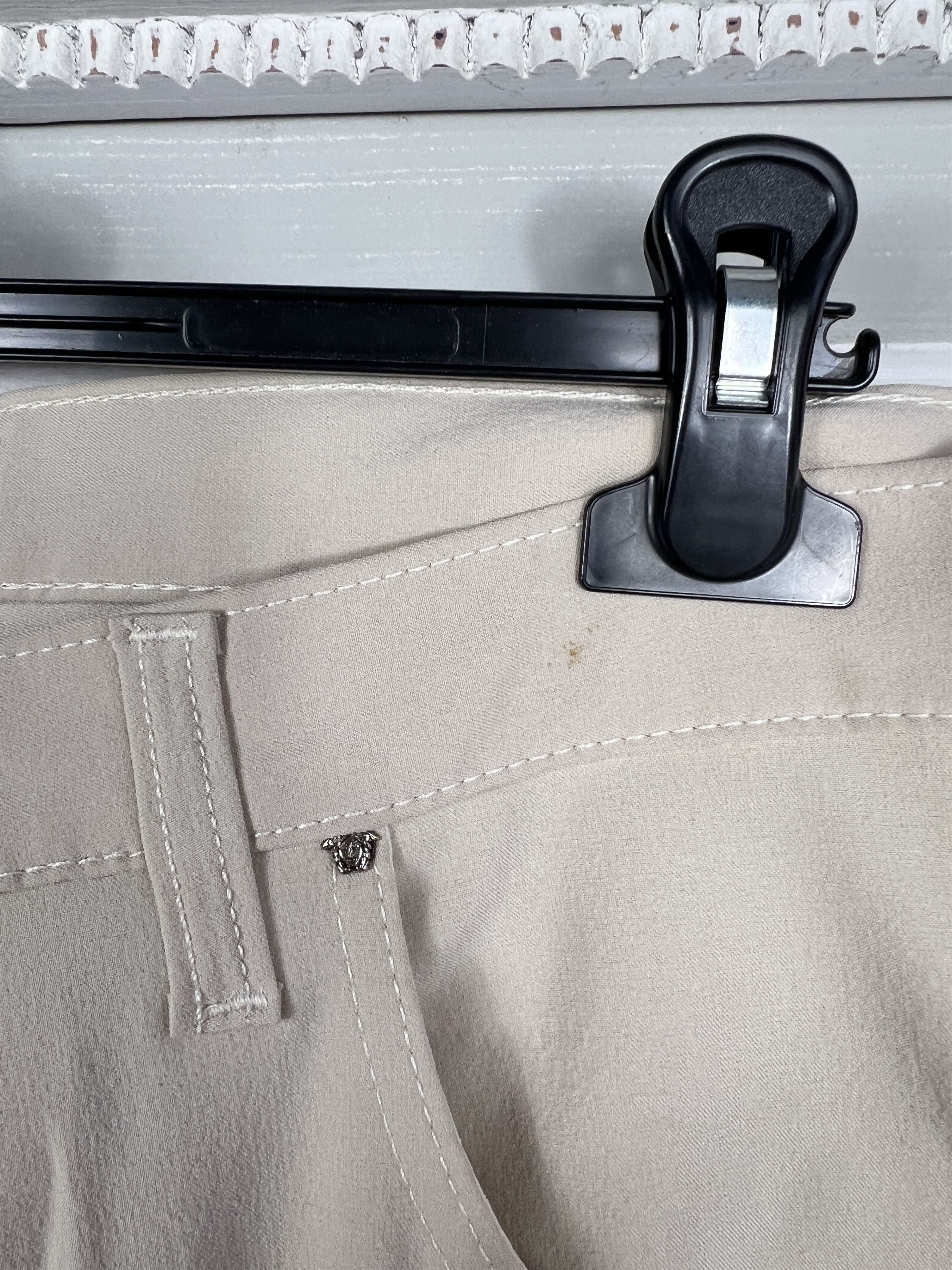 Versace Versace beige trousers Size US 33 - 4 Thumbnail