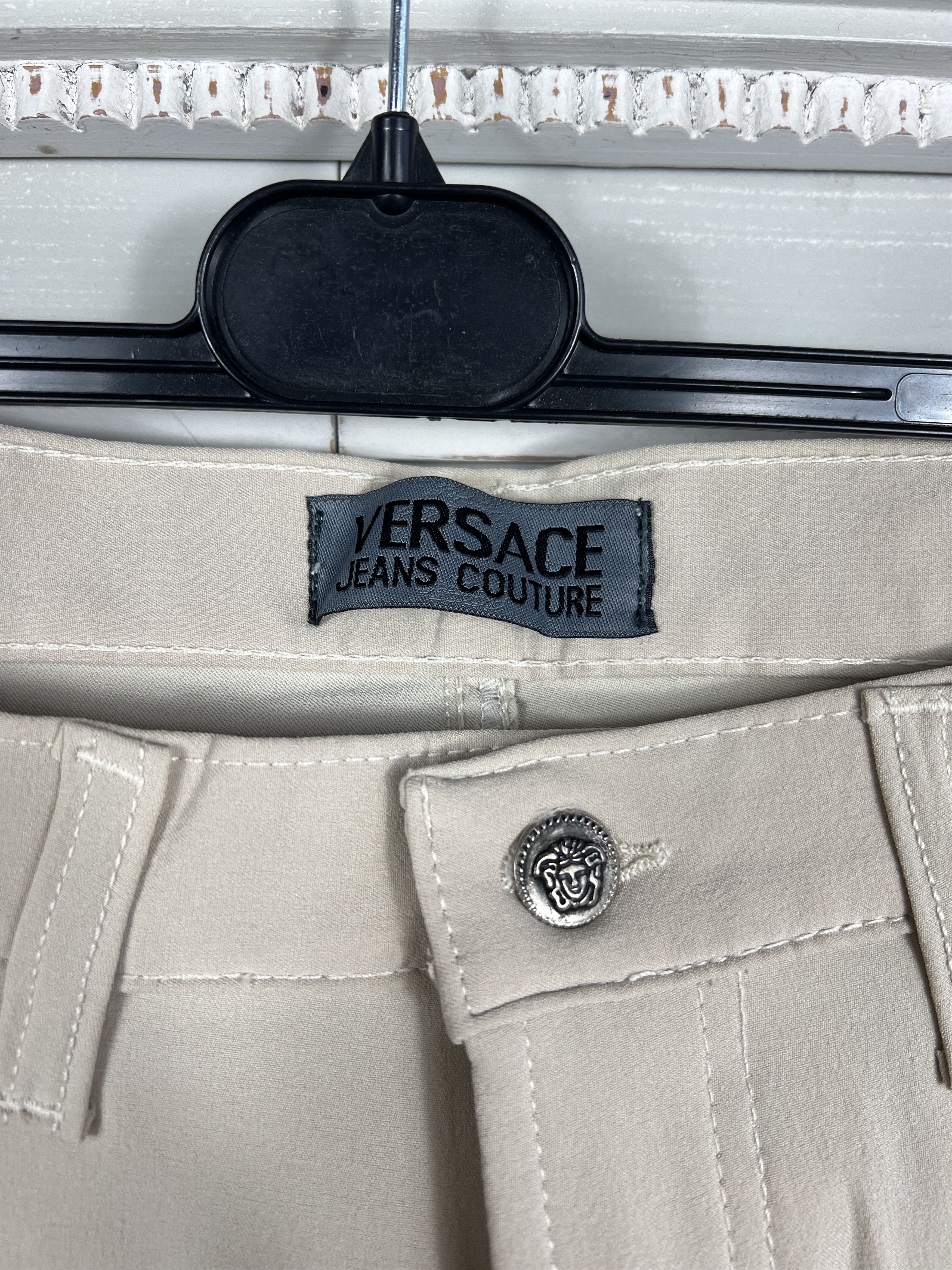 Versace Versace beige trousers Size US 33 - 2 Thumbnail
