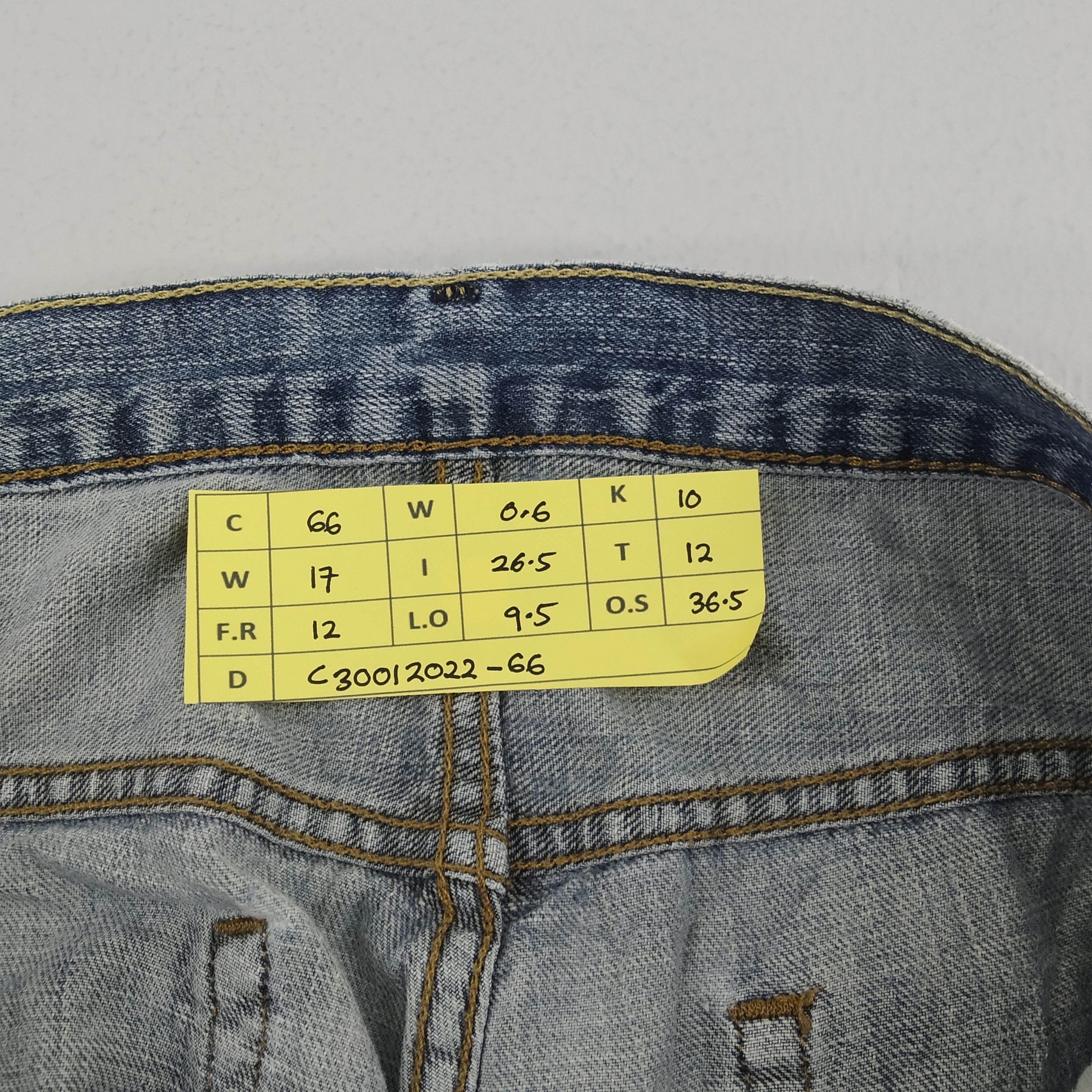 Levi's W34 Distressed Levi’s 569 Stone Wash Faded Blue Denim Jeans Size US 34 / EU 50 - 14 Thumbnail