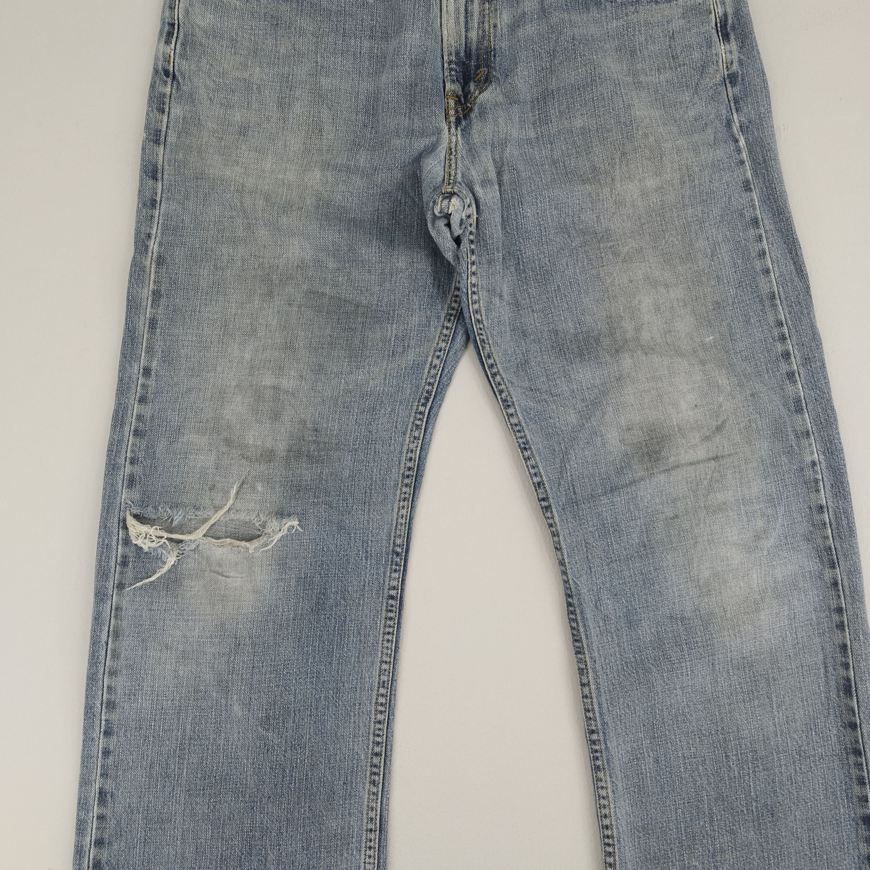 Levi's W34 Distressed Levi’s 569 Stone Wash Faded Blue Denim Jeans Size US 34 / EU 50 - 2 Thumbnail