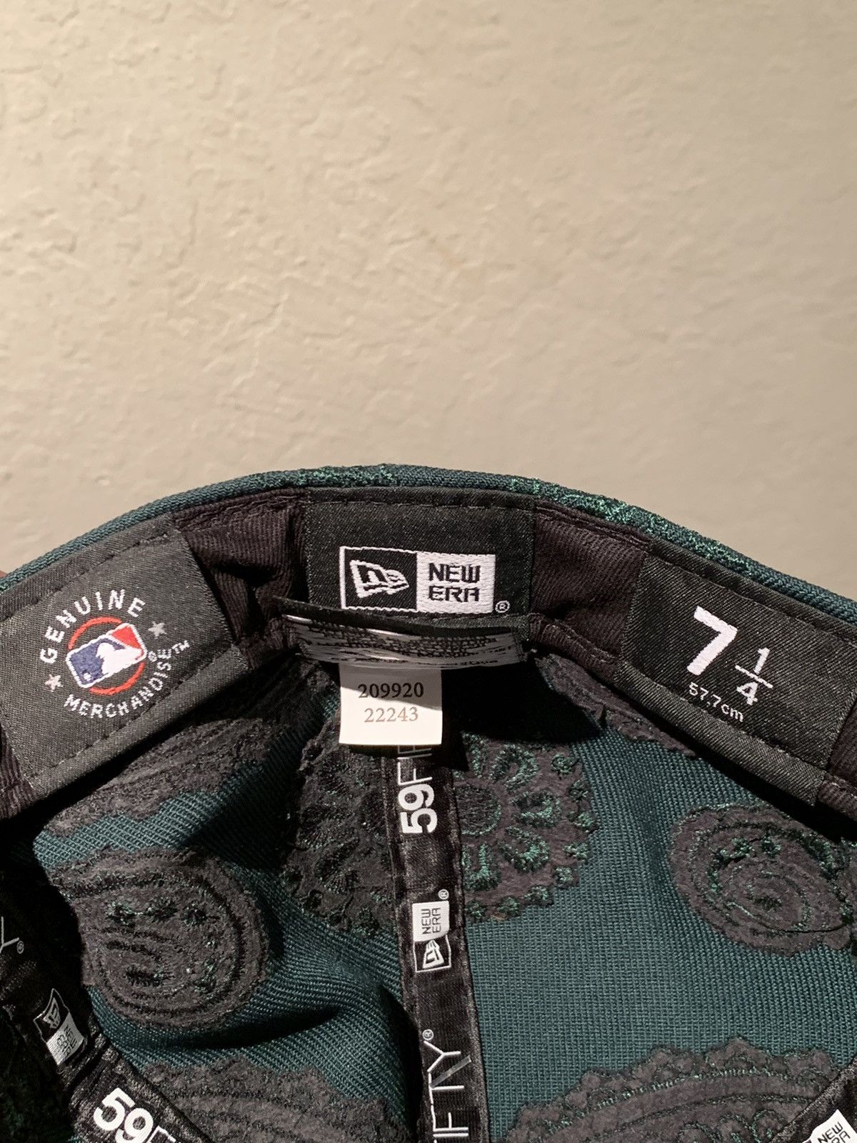 MLB × New Era *RARE* New Era Oakland A’s Paisley Embroidered MLB Hat Size ONE SIZE - 8 Thumbnail