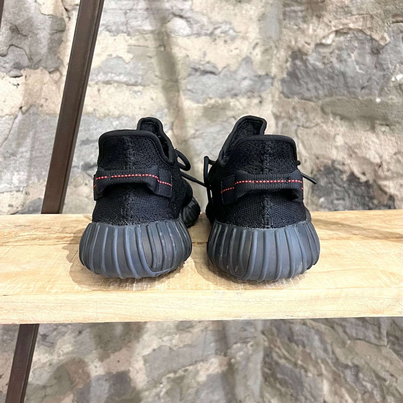 Adidas × Kanye West Adidas YEEZY 350 V2 Black Red Sneakers Size US 9 / EU 42 - 5 Thumbnail