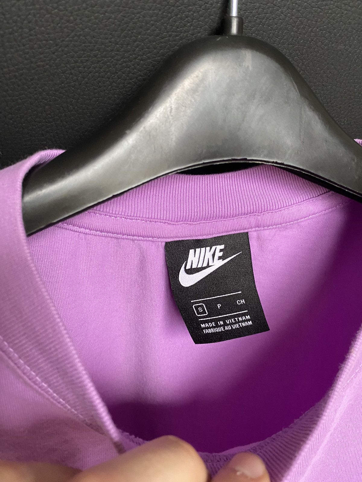Nike Nike t shirt tee center logo small swoosh Size US S / EU 44-46 / 1 - 6 Thumbnail