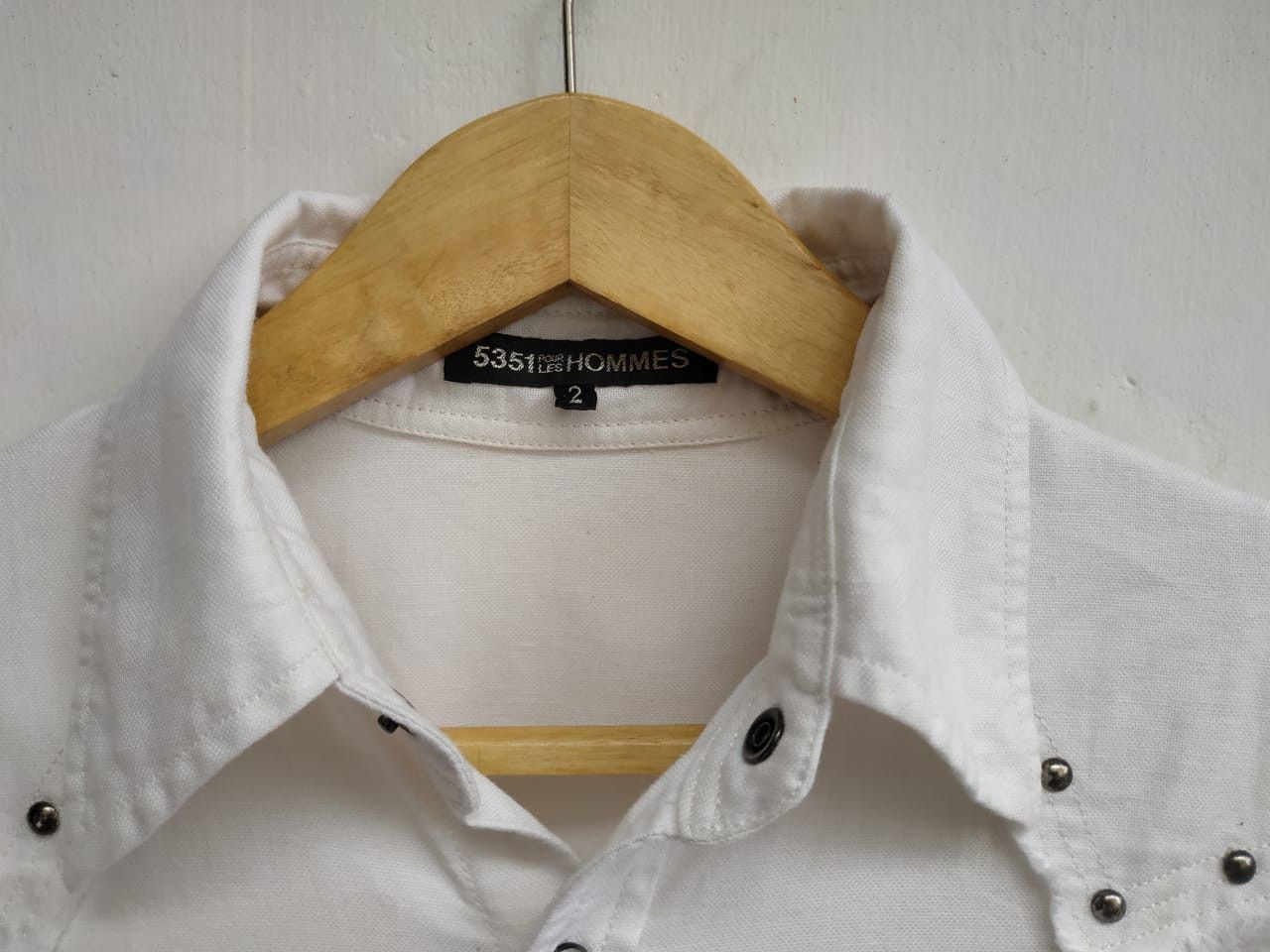 5351 POUR LES HOMMES Fit S to M, Unfinished Edge Western Leather Strap Shirt Size US S / EU 44-46 / 1 - 9 Thumbnail