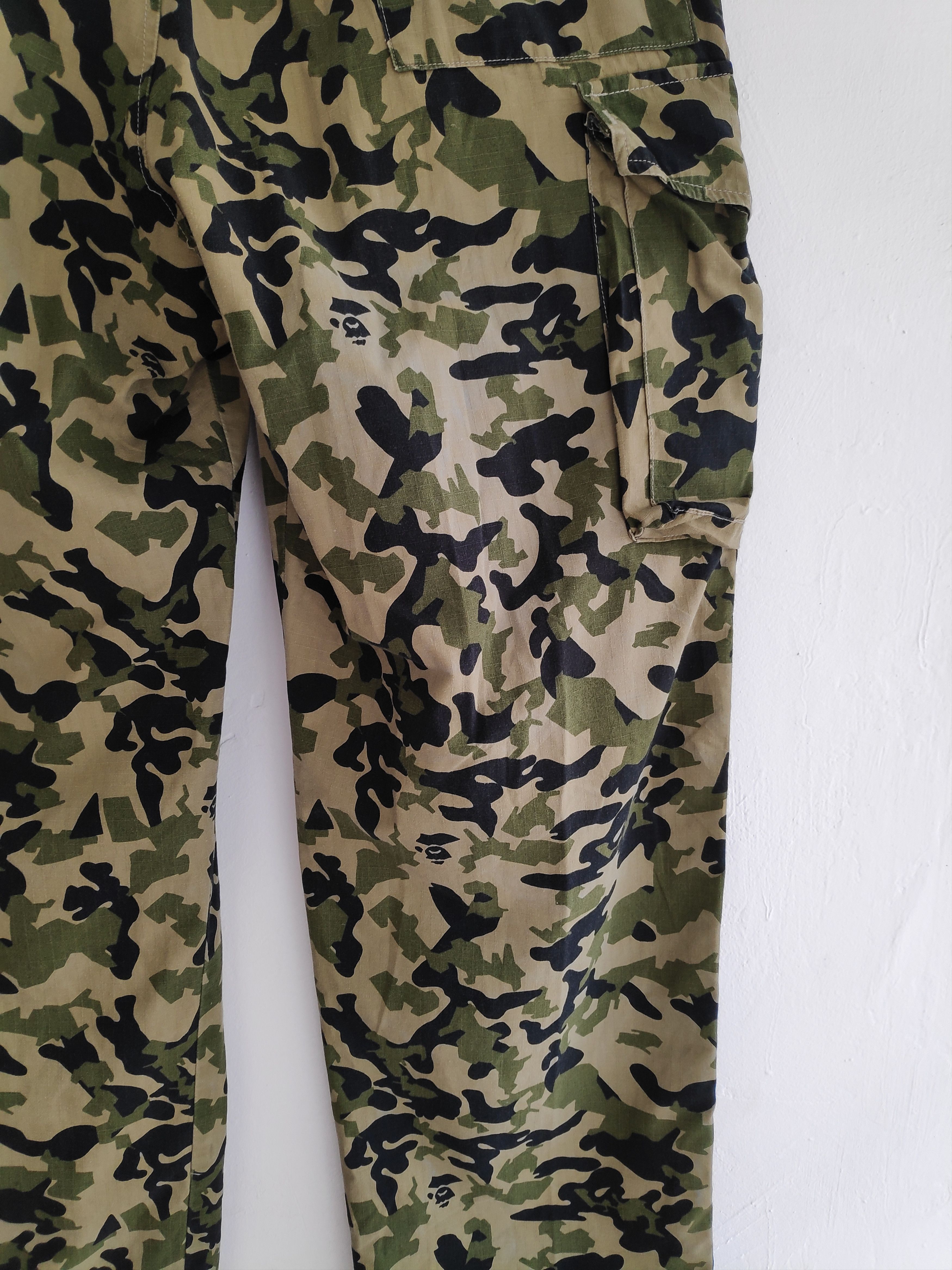 Bape × Vintage Camo Cargo Pants Size US 34 / EU 50 - 18 Thumbnail