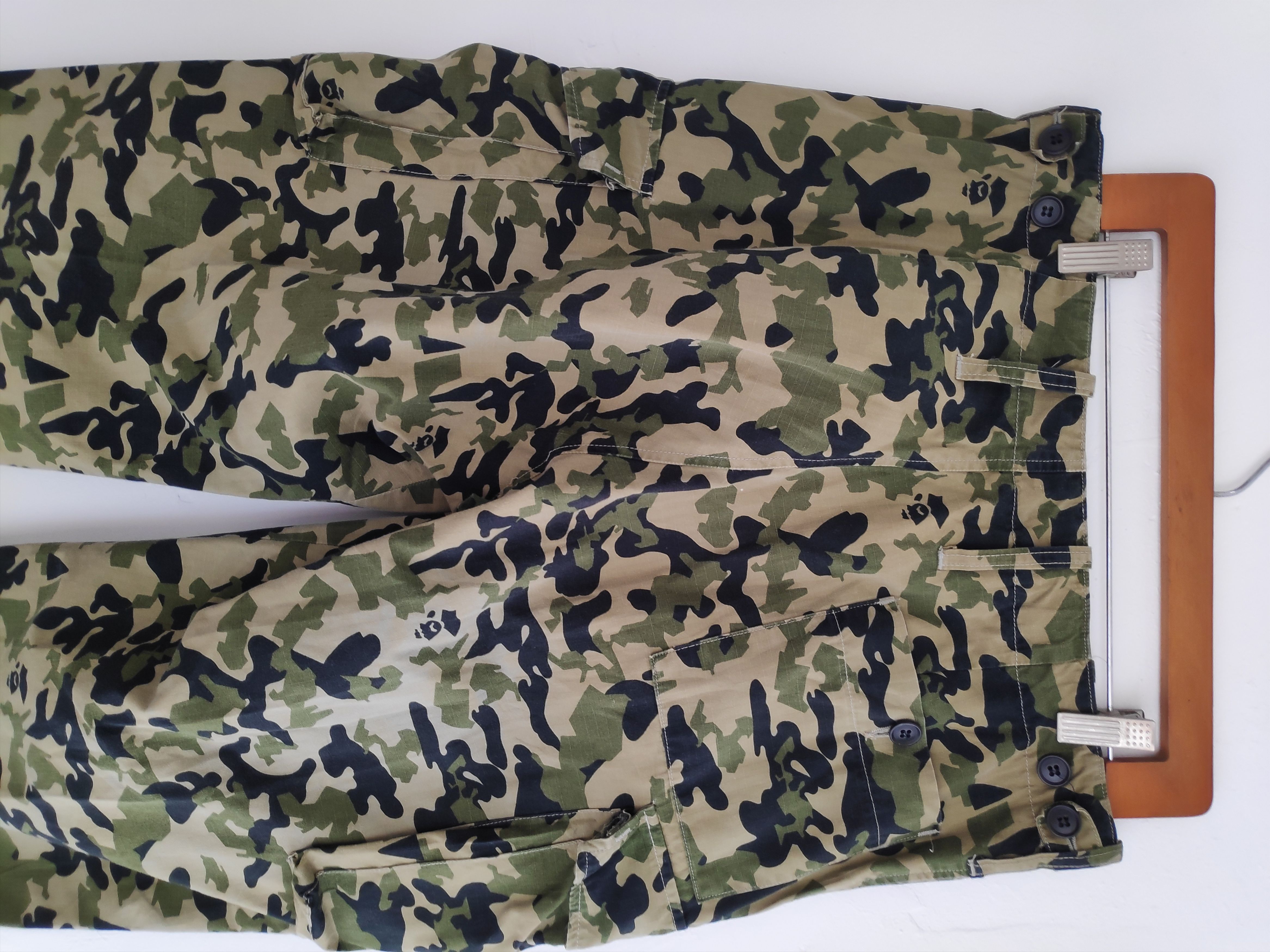 Bape × Vintage Camo Cargo Pants Size US 34 / EU 50 - 4 Thumbnail