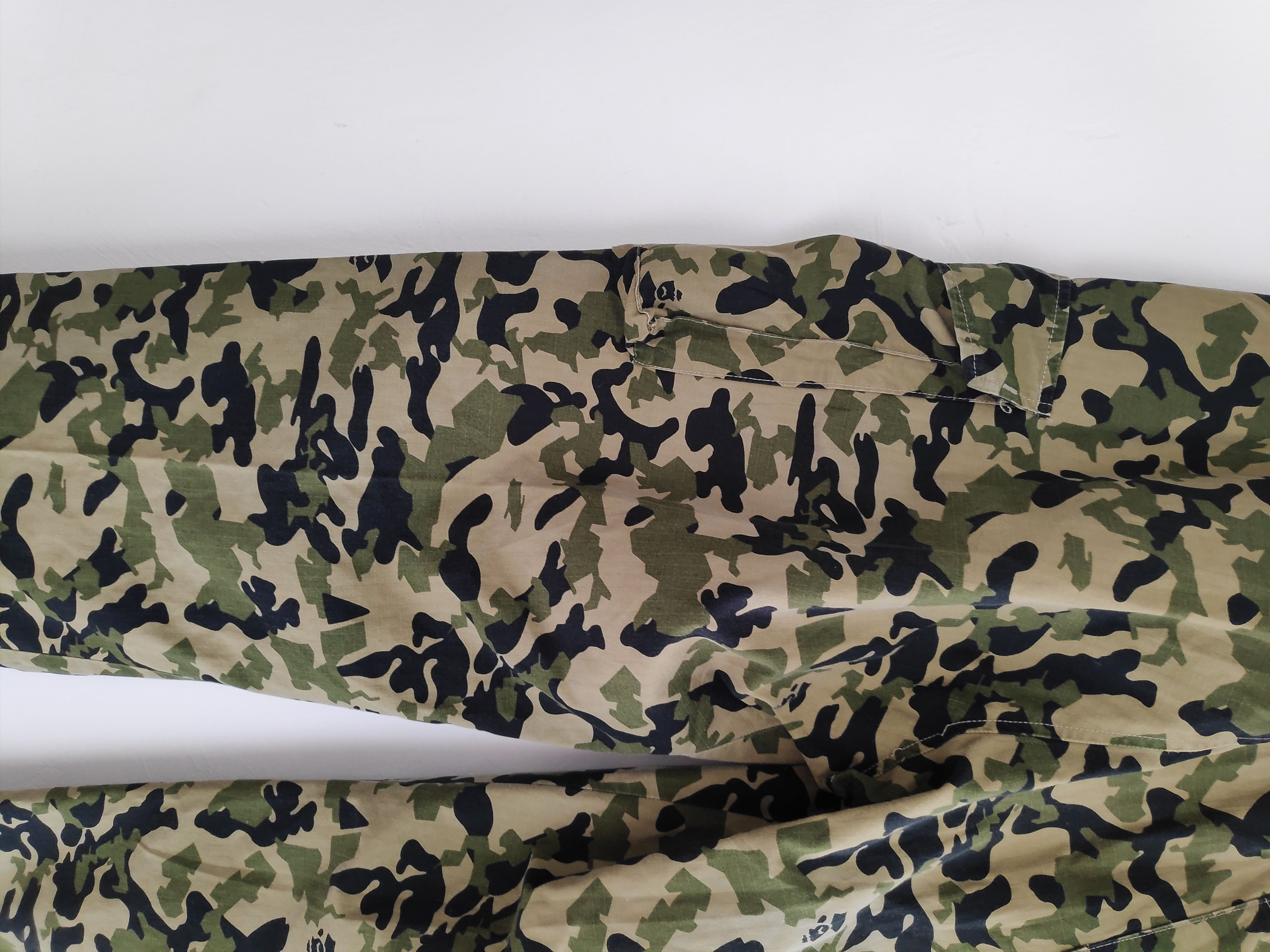 Bape × Vintage Camo Cargo Pants Size US 34 / EU 50 - 21 Thumbnail