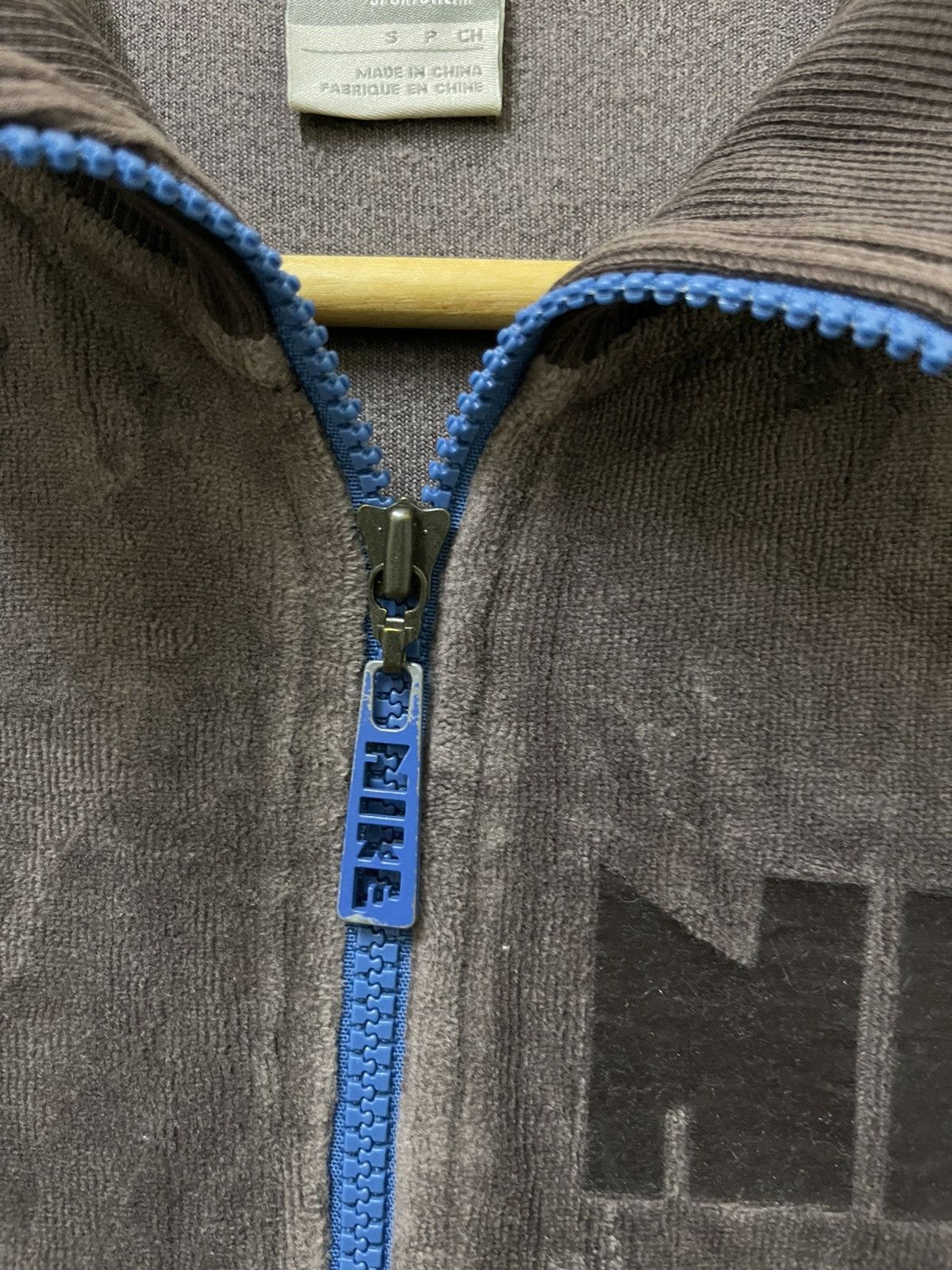 Nike × Vintage Vintage Nike Corduroy Full Zipper Hoodie Brown Size US S / EU 44-46 / 1 - 3 Thumbnail