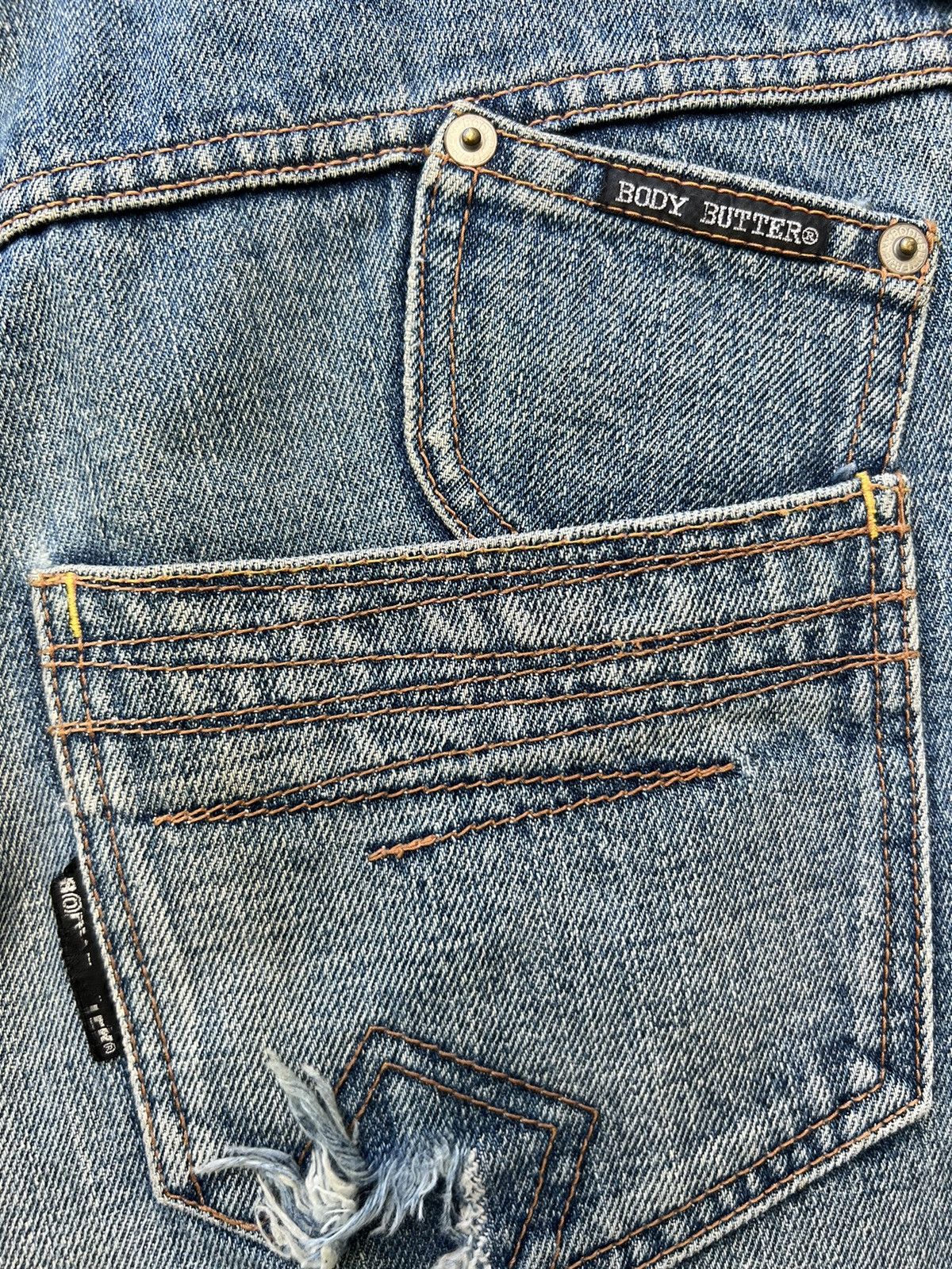 Japanese Brand Vintage Body Butter Japan Light Blue Denim Flare Jeans Size US 31 - 18 Thumbnail