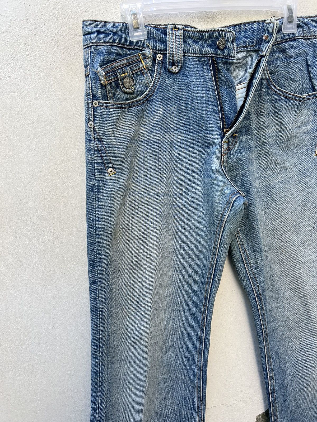 Japanese Brand Vintage Body Butter Japan Light Blue Denim Flare Jeans Size US 31 - 8 Thumbnail