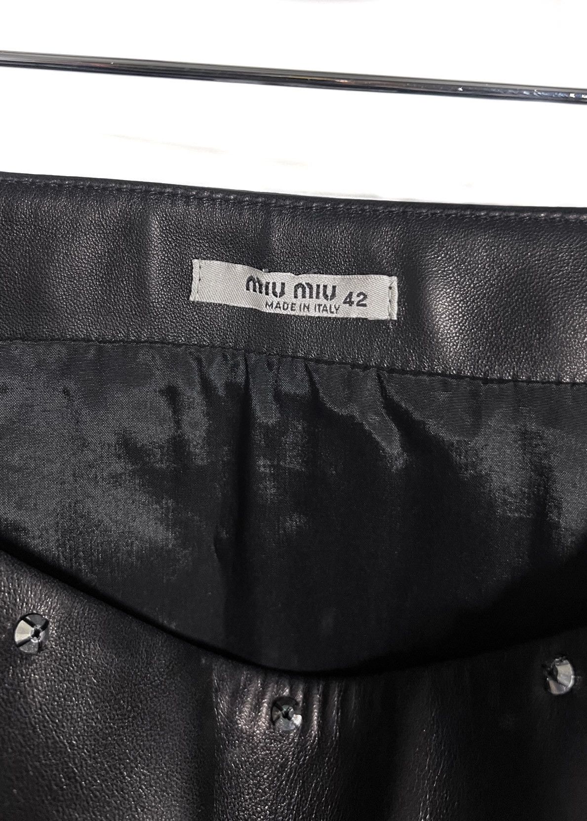Miu Miu Miu Miu Black Leather Crystal Embellished Mini Skirt Size 28" / US 6 / IT 42 - 5 Thumbnail