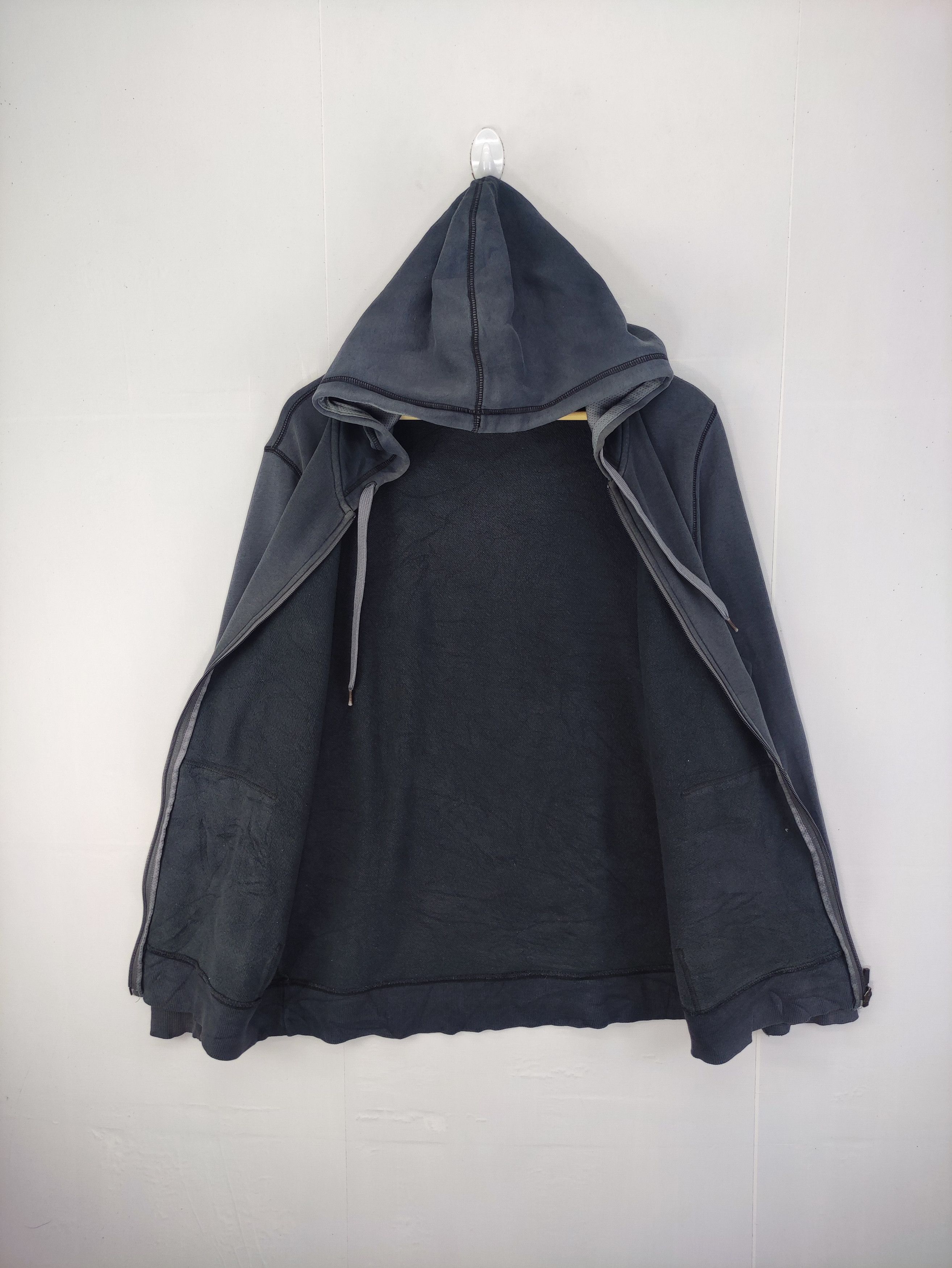 Under Armour Vintage Under Armour Sweater Pull Over Hoodie Zipper Size US M / EU 48-50 / 2 - 2 Thumbnail