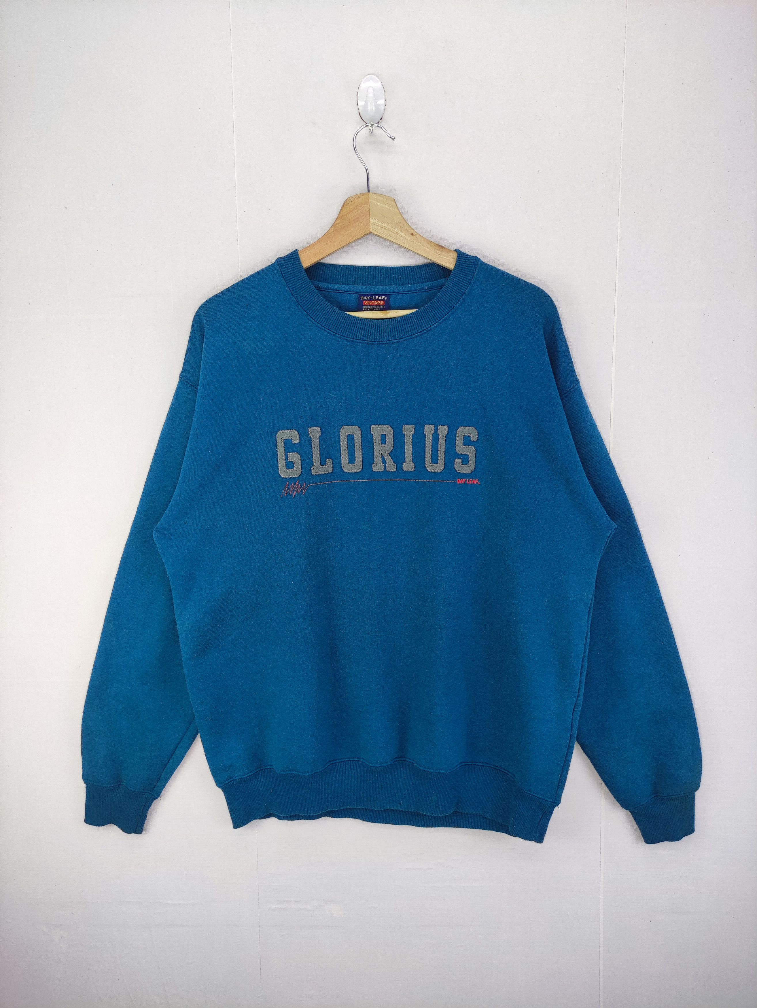 image of Vintage Bay Leaf Glorius Sweatshirt, Men's (Size Large)