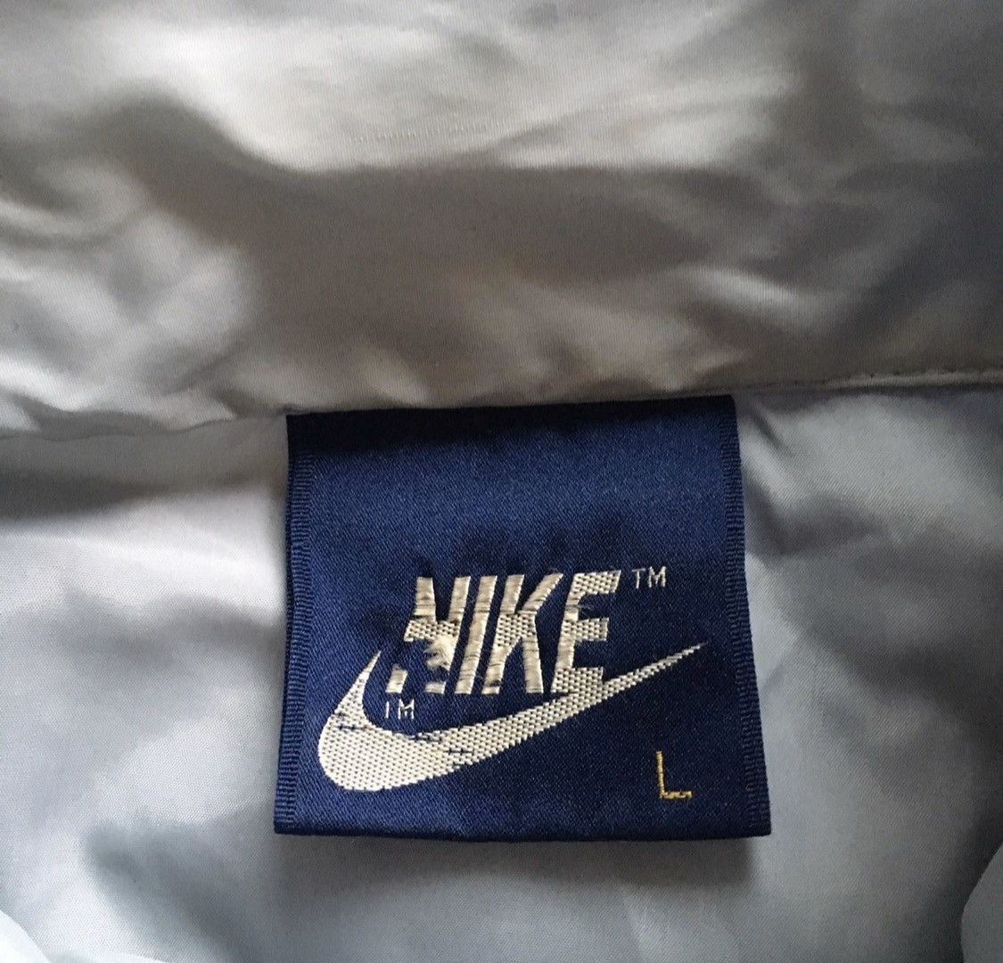 Nike Vintage 80s Nike Embroidered Windbreaker Jacket Men's Large Size US L / EU 52-54 / 3 - 3 Thumbnail