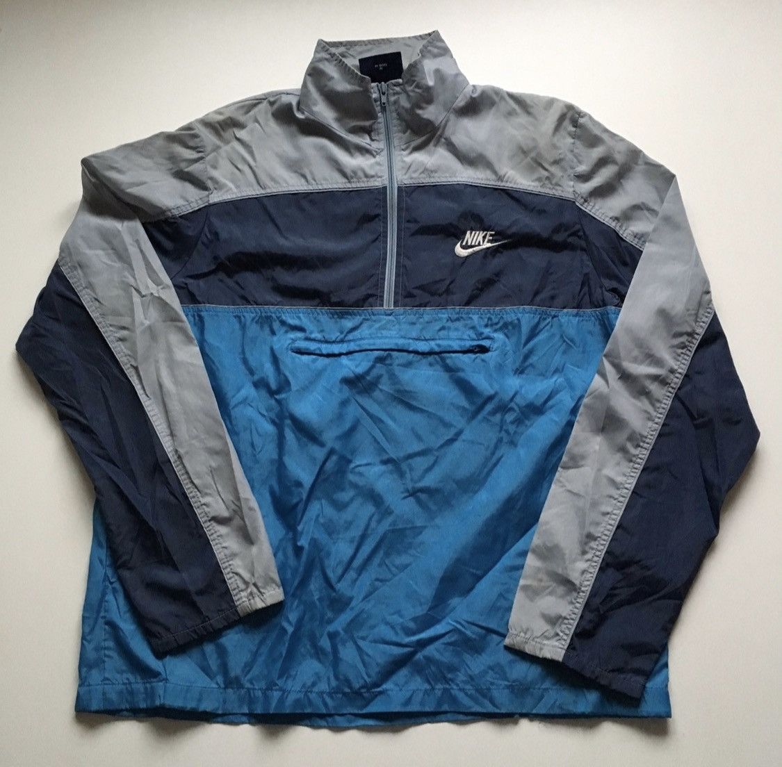 Nike Vintage 80s Nike Embroidered Windbreaker Jacket Men's Large Size US L / EU 52-54 / 3 - 1 Thumbnail
