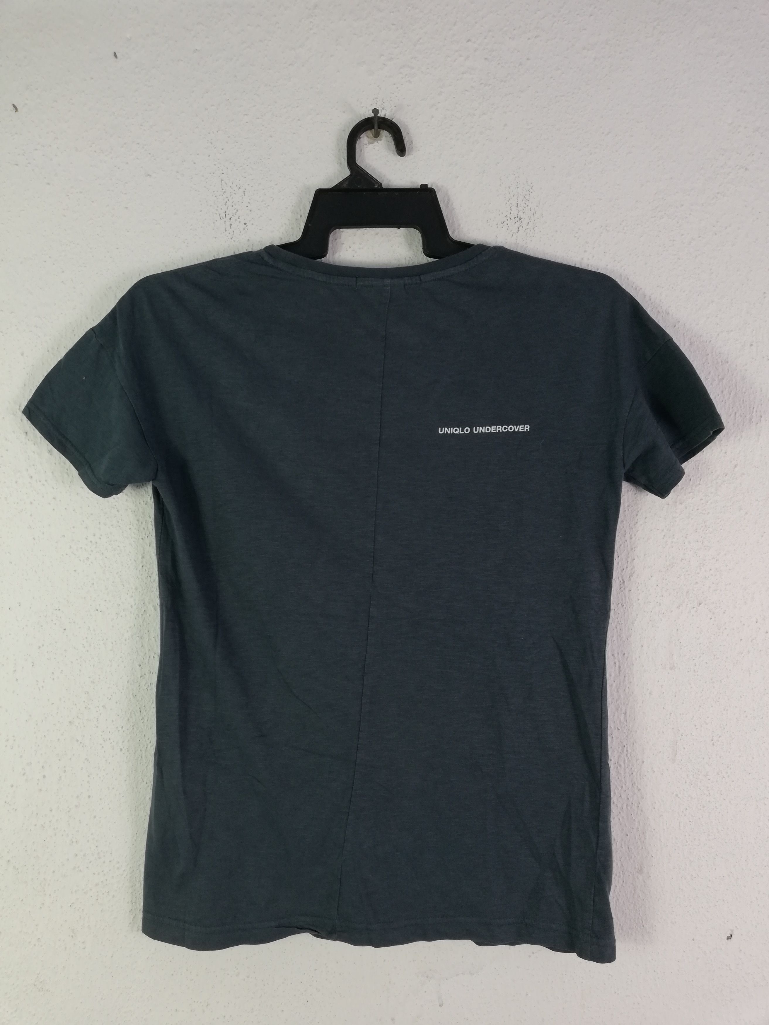 Undercover × Uniqlo Undercover X Uniqlo Mickey Short Sleeve T Shirt Size US M / EU 48-50 / 2 - 2 Thumbnail