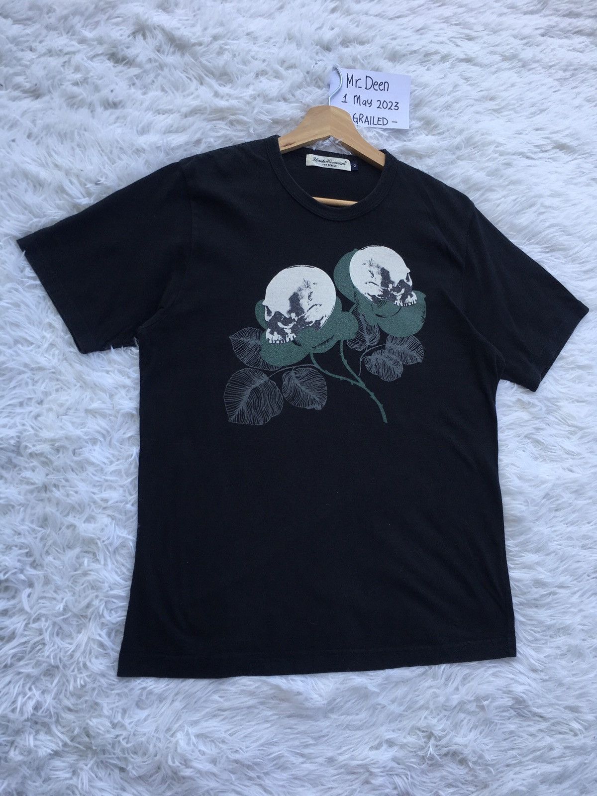 Undercover Rarest Undercover Skulls in Flowers Tshirt Size US M / EU 48-50 / 2 - 2 Thumbnail