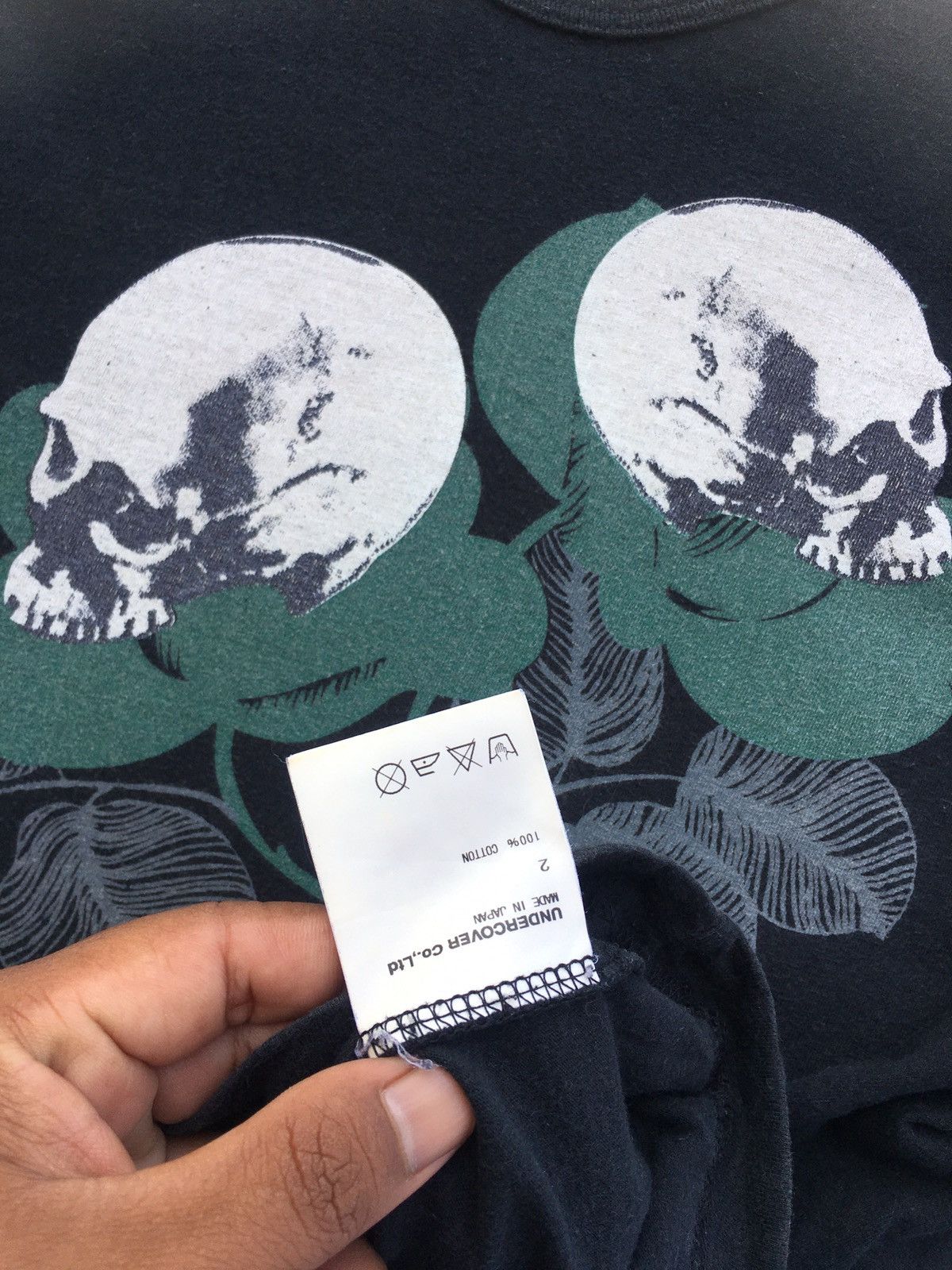 Undercover Rarest Undercover Skulls in Flowers Tshirt Size US M / EU 48-50 / 2 - 10 Thumbnail