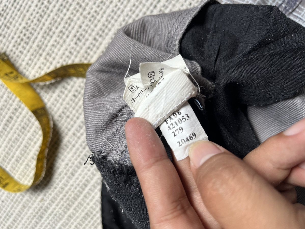 Oakley × Vintage Oakley pants all over script print trompe L’oeil lookalike Size US 30 / EU 46 - 9 Thumbnail