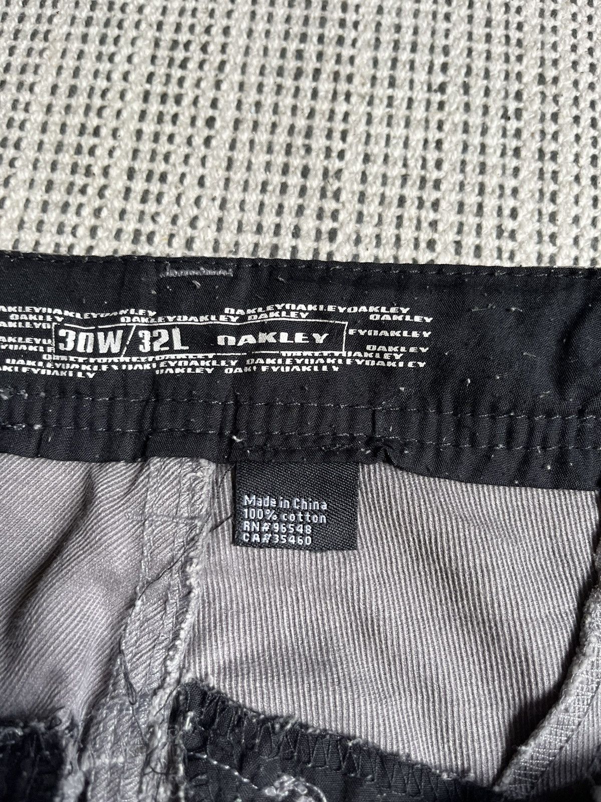 Oakley × Vintage Oakley pants all over script print trompe L’oeil lookalike Size US 30 / EU 46 - 5 Thumbnail