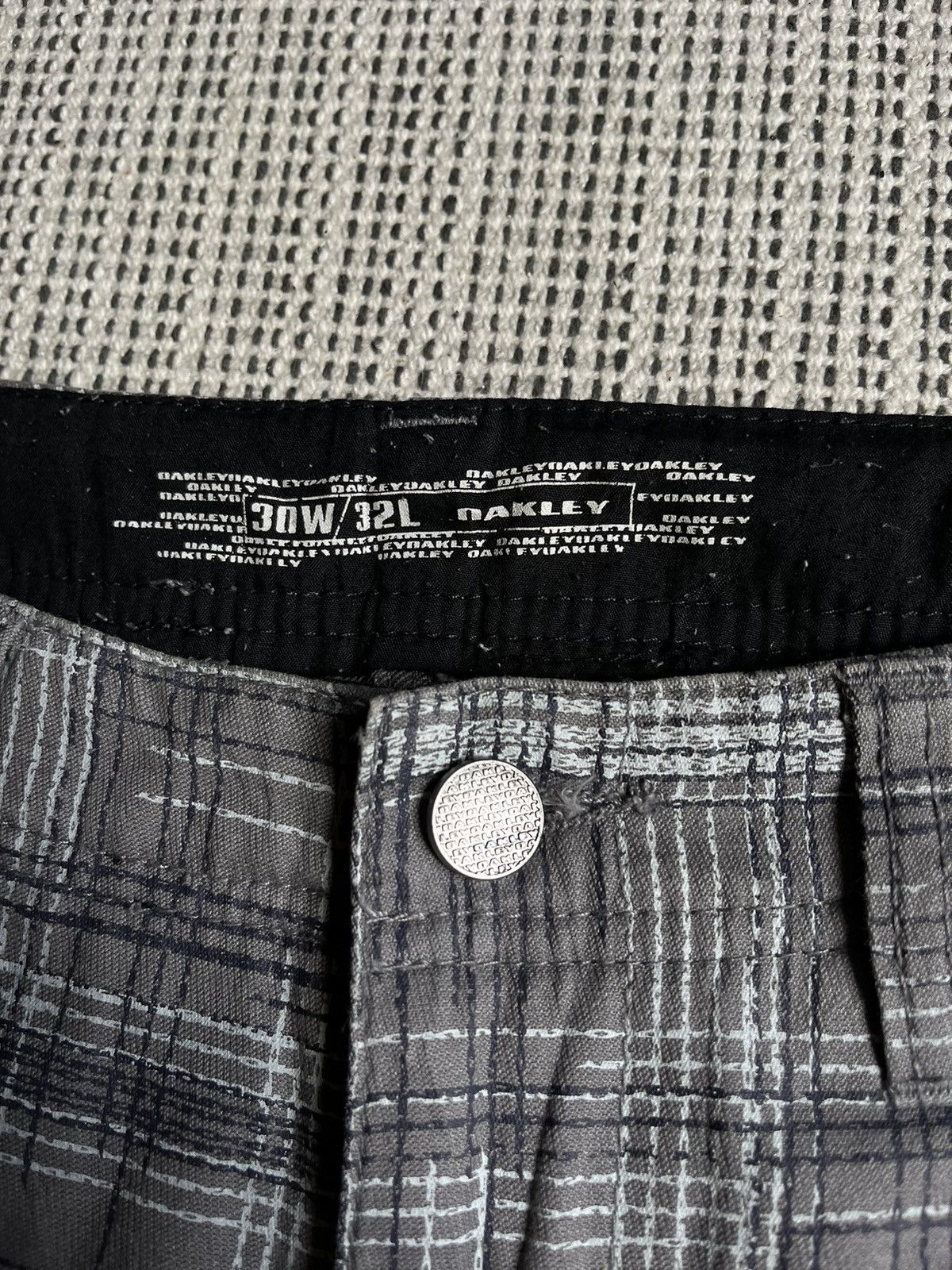 Oakley × Vintage Oakley pants all over script print trompe L’oeil lookalike Size US 30 / EU 46 - 3 Thumbnail