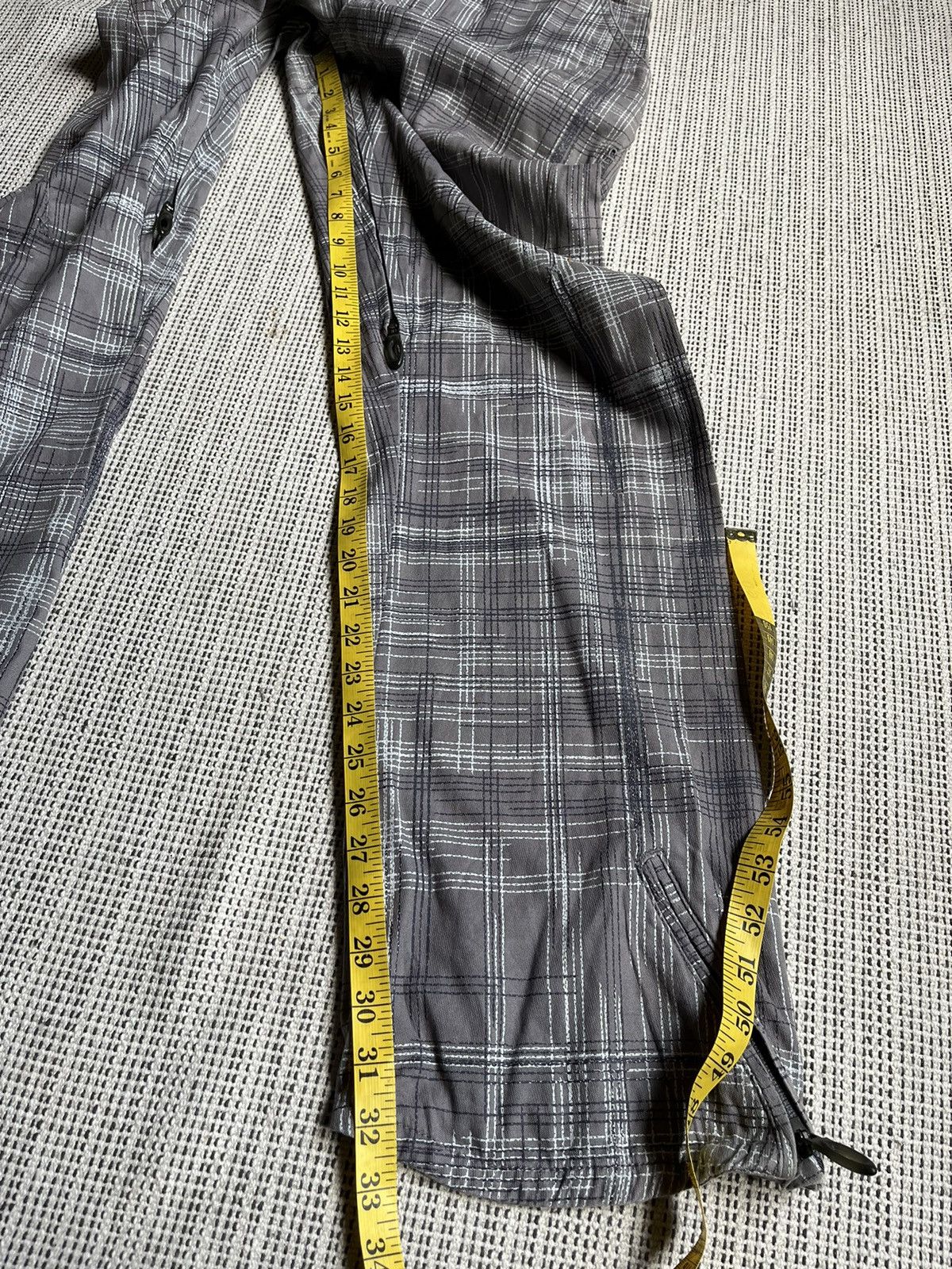 Oakley × Vintage Oakley pants all over script print trompe L’oeil lookalike Size US 30 / EU 46 - 20 Thumbnail