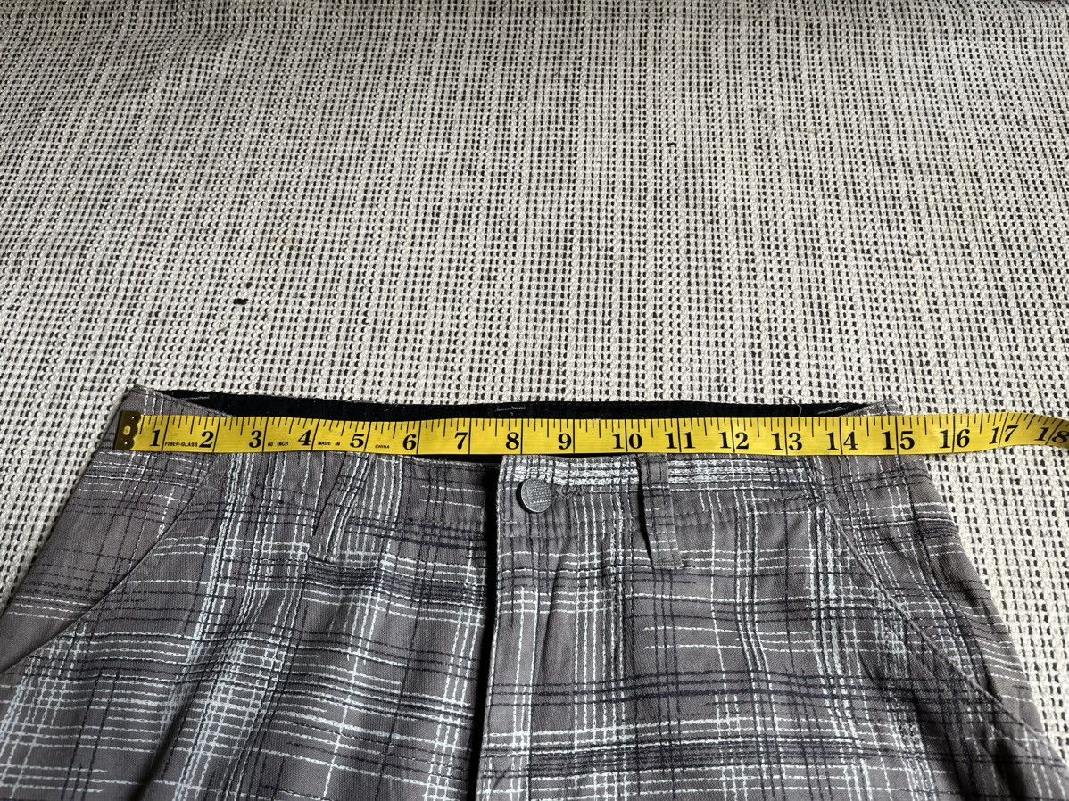 Oakley × Vintage Oakley pants all over script print trompe L’oeil lookalike Size US 30 / EU 46 - 15 Thumbnail