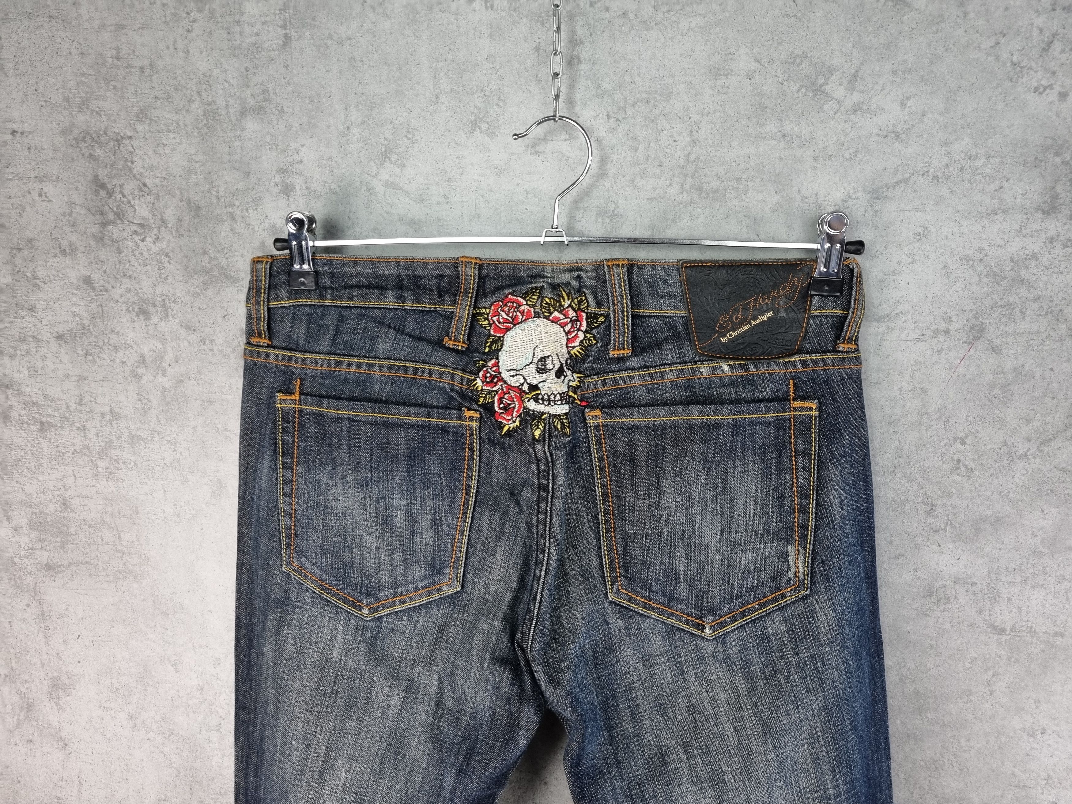 Christian Audigier × Ed Hardy Ed Hardy Embroidery Skull with Rose in his mouth Size 31" - 2 Thumbnail