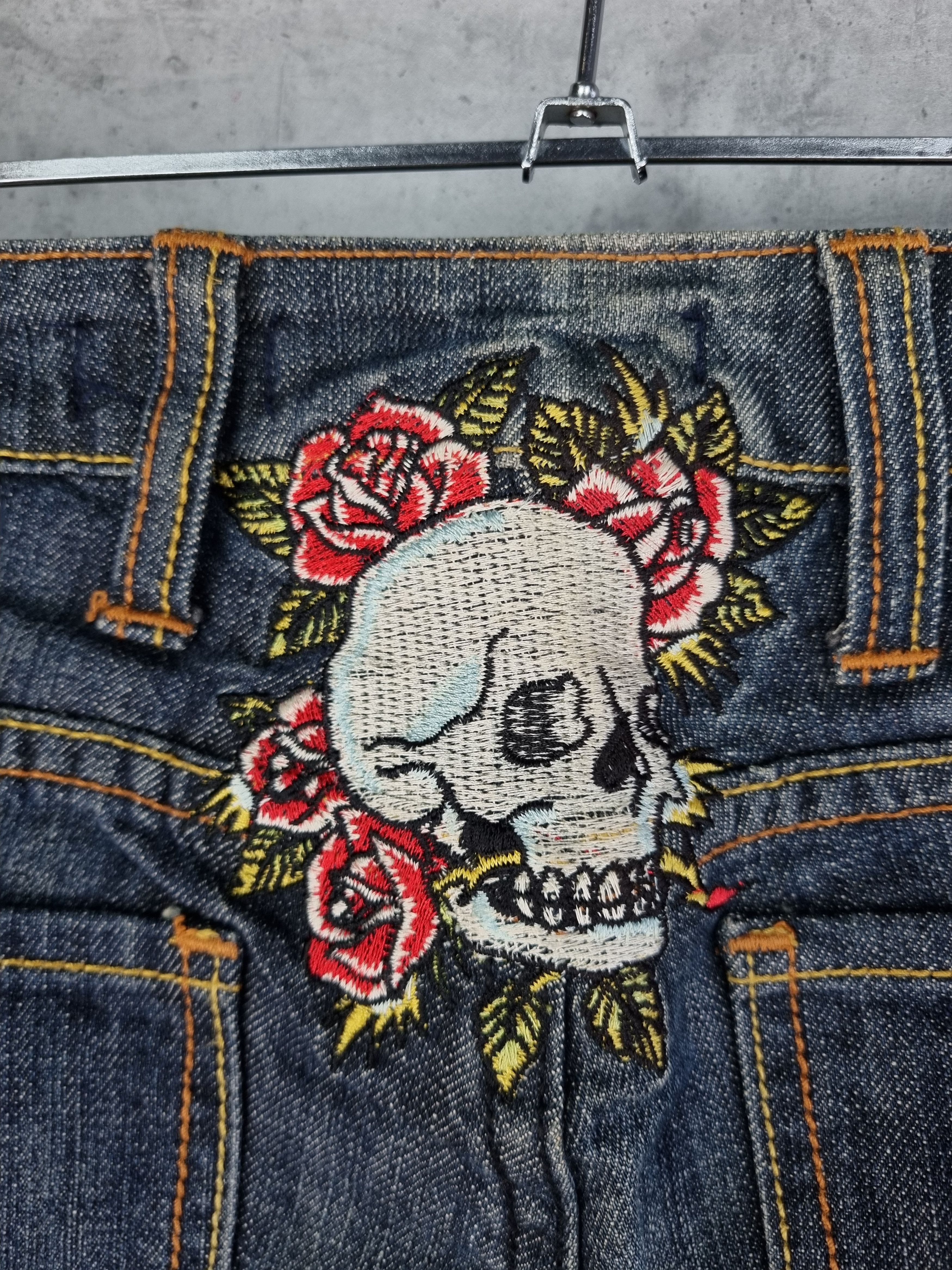 Christian Audigier × Ed Hardy Ed Hardy Embroidery Skull with Rose in his mouth Size 31" - 5 Thumbnail