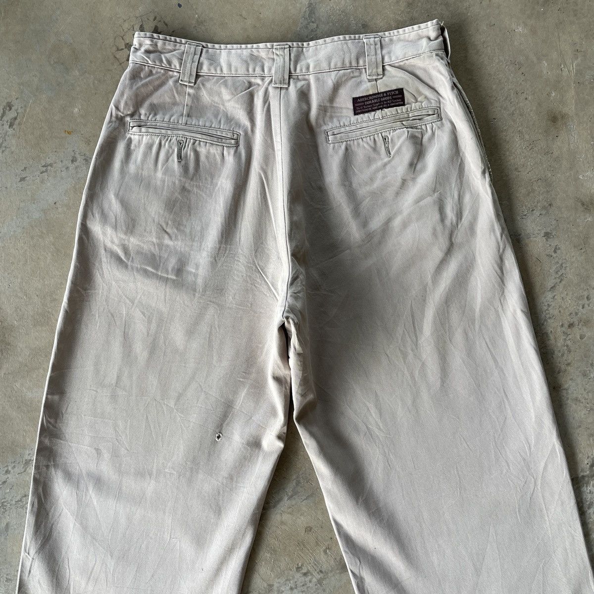 Abercrombie & Fitch Vintage Abercrombie & Fitch Faded Trousers Chinos Pants Size US 31 - 13 Thumbnail