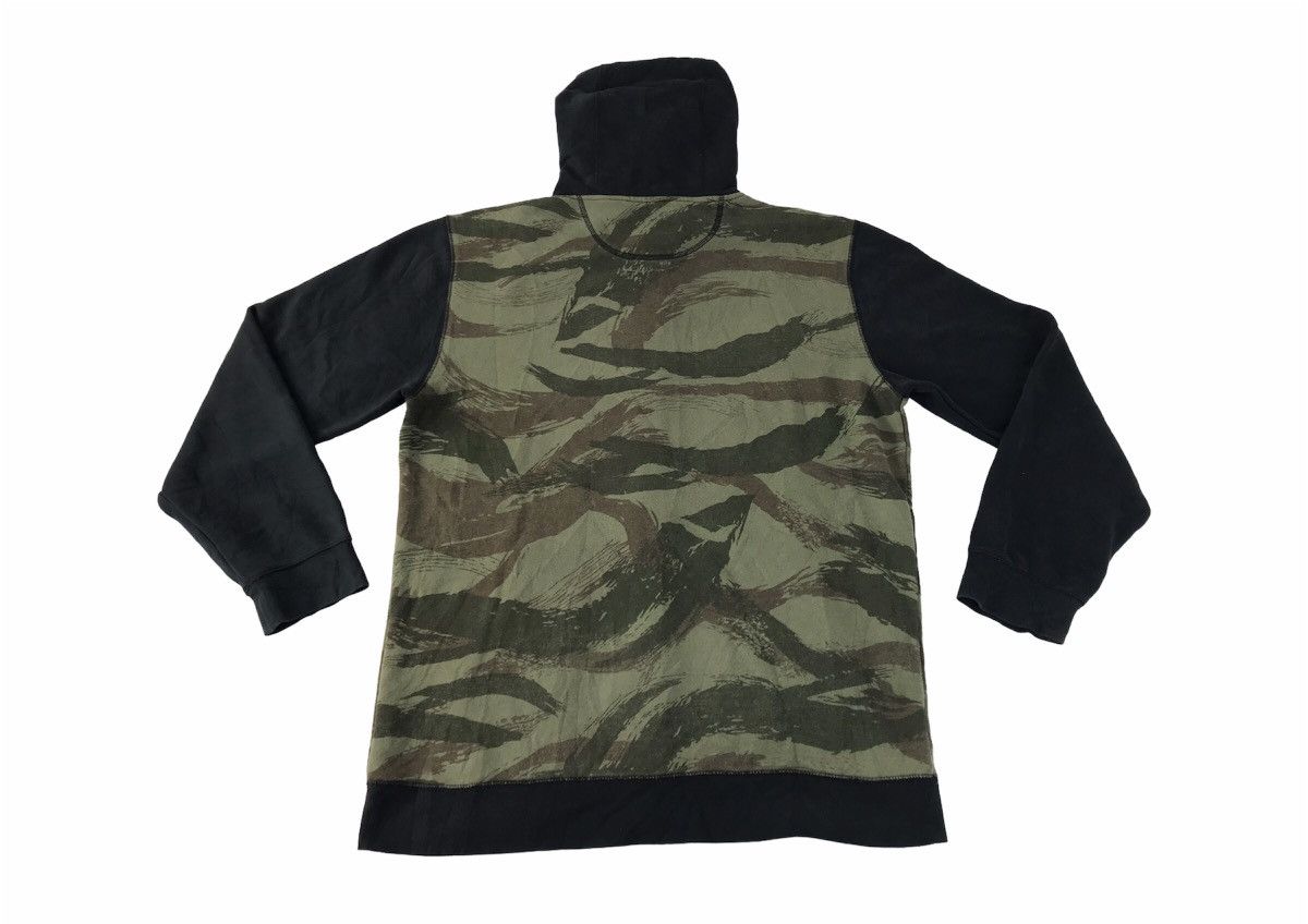 Burton Burton Green Camo Hoodies Full Zip Spell Out Big Logo Design Size US XL / EU 56 / 4 - 2 Thumbnail
