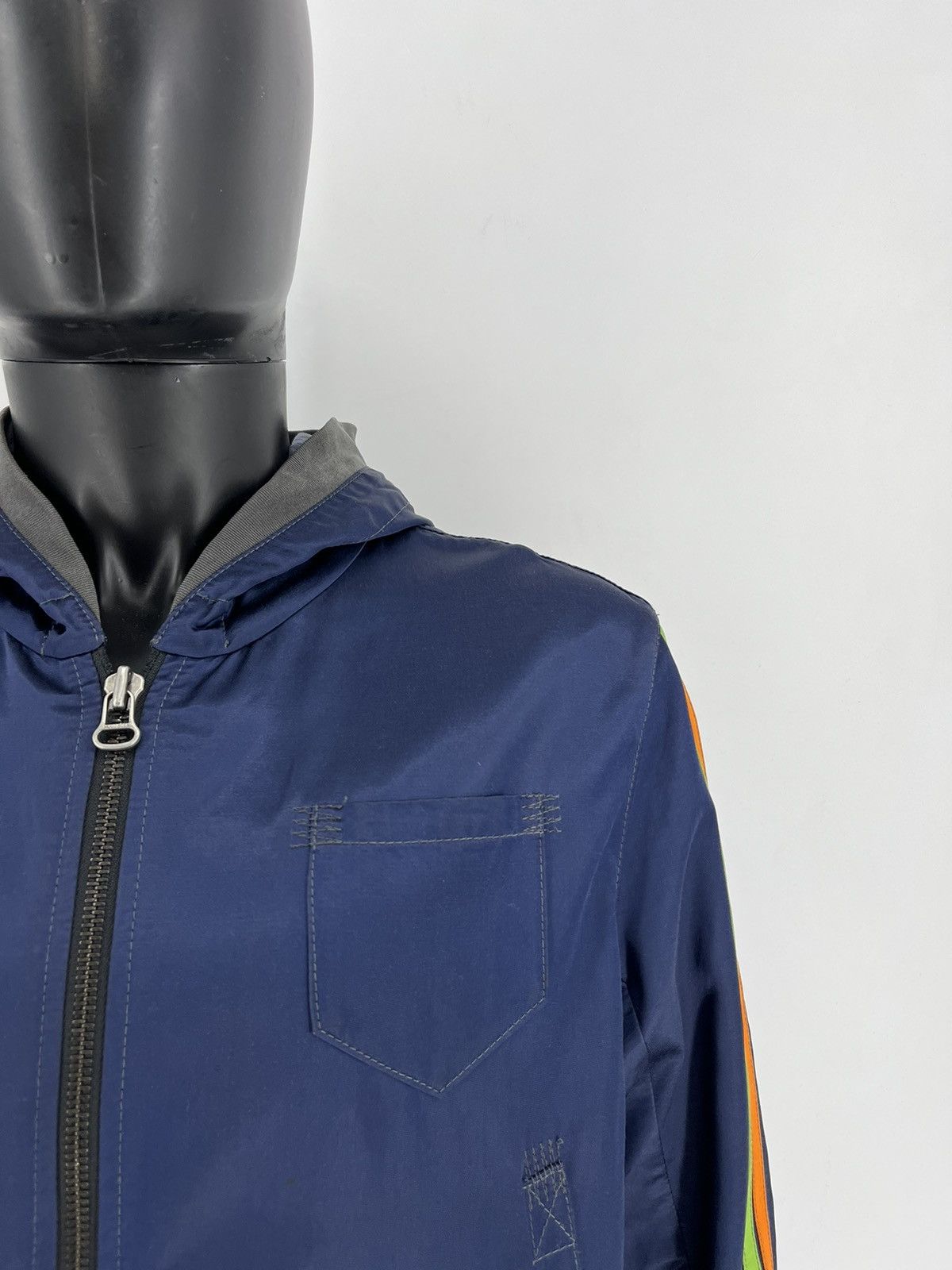 Hugo Boss × Vintage Vintage 90s Hugo Boss Light Jackets streetwear Style Size US S / EU 44-46 / 1 - 8 Thumbnail