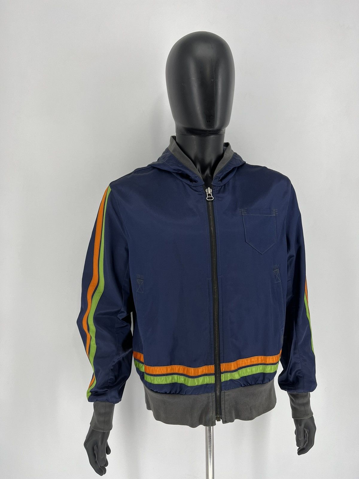 Hugo Boss × Vintage Vintage 90s Hugo Boss Light Jackets streetwear Style Size US S / EU 44-46 / 1 - 6 Thumbnail