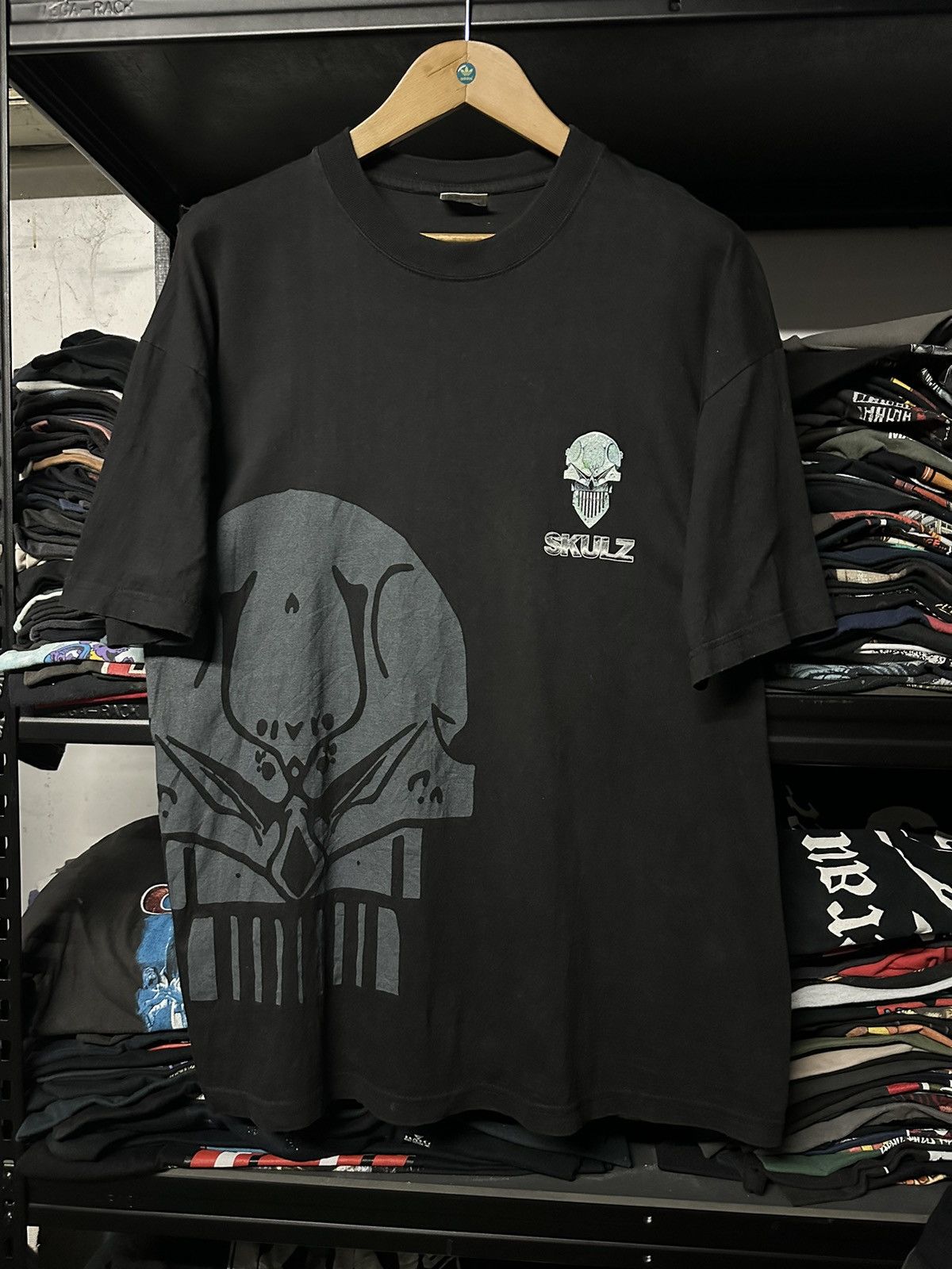 Optic Gaming Vintage 90s Skulz Fallout Game Sun Faded Europe Tee Size US XL / EU 56 / 4 - 1 Thumbnail