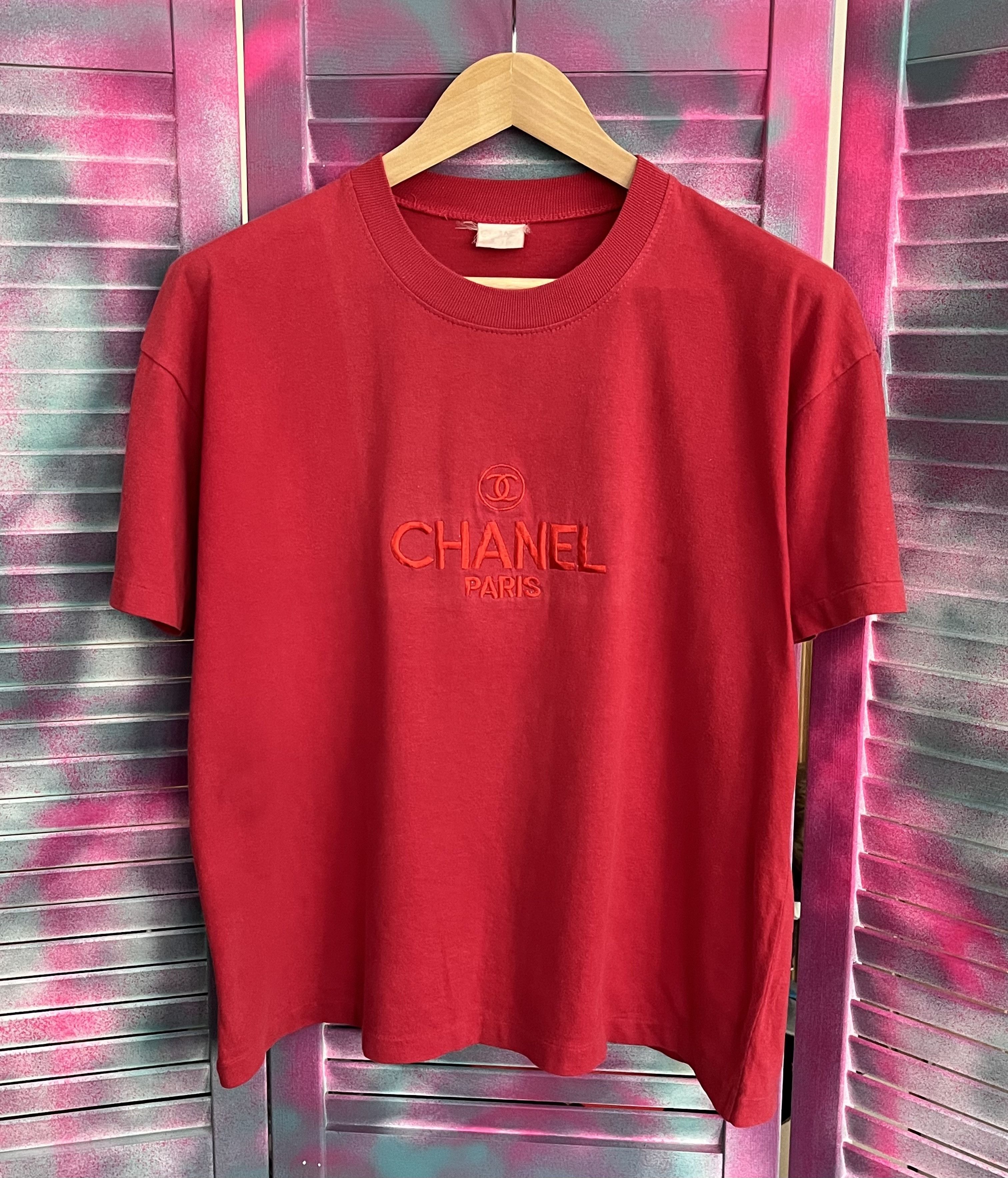 Shirts, Vtg 9s Chanel Paris Embroidered Bootleg Mens Red Xl Tshirt Single  Stitch