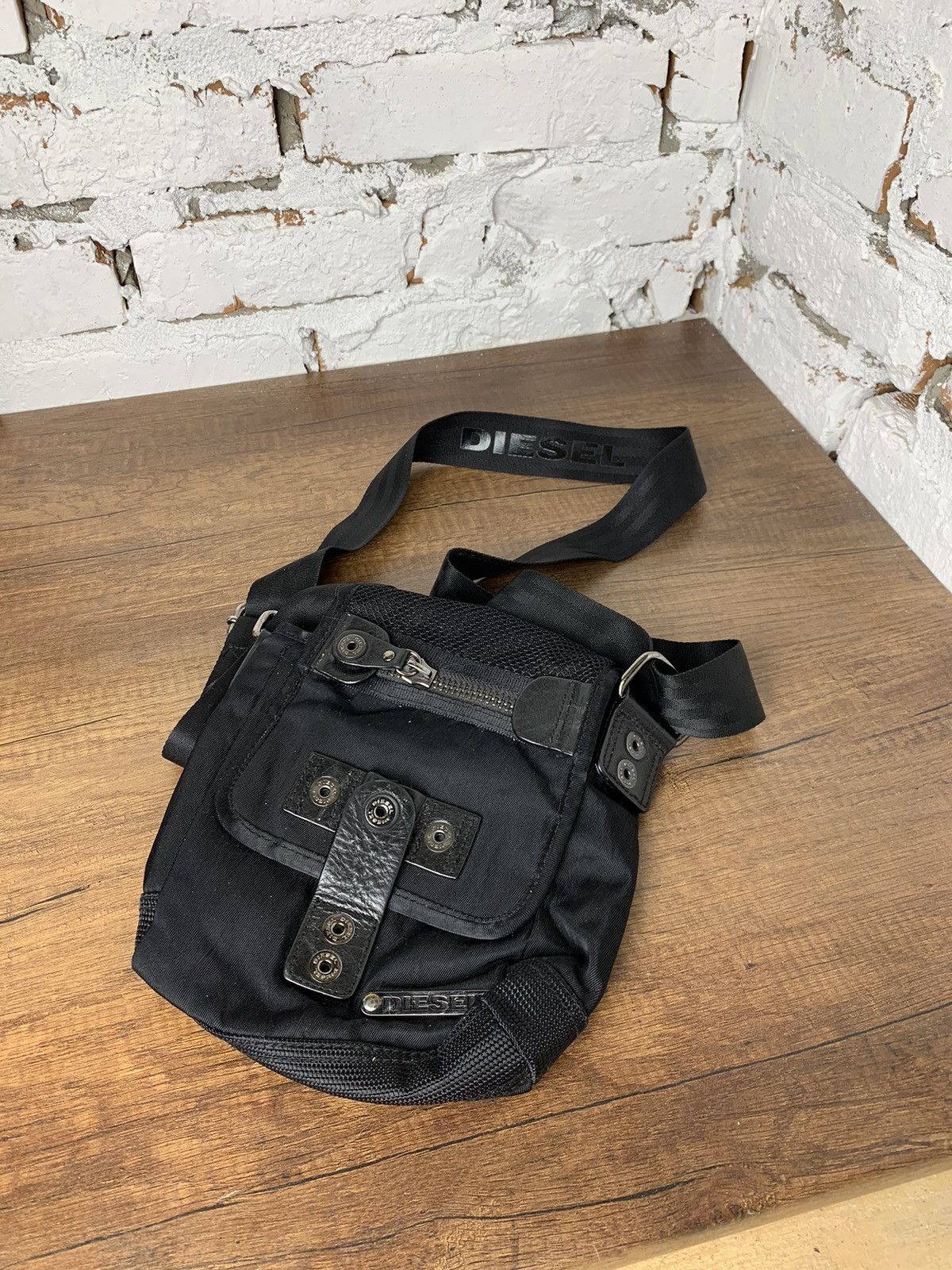 Diesel × Vintage Diesel vintage y2k small bag Size ONE SIZE - 1 Thumbnail