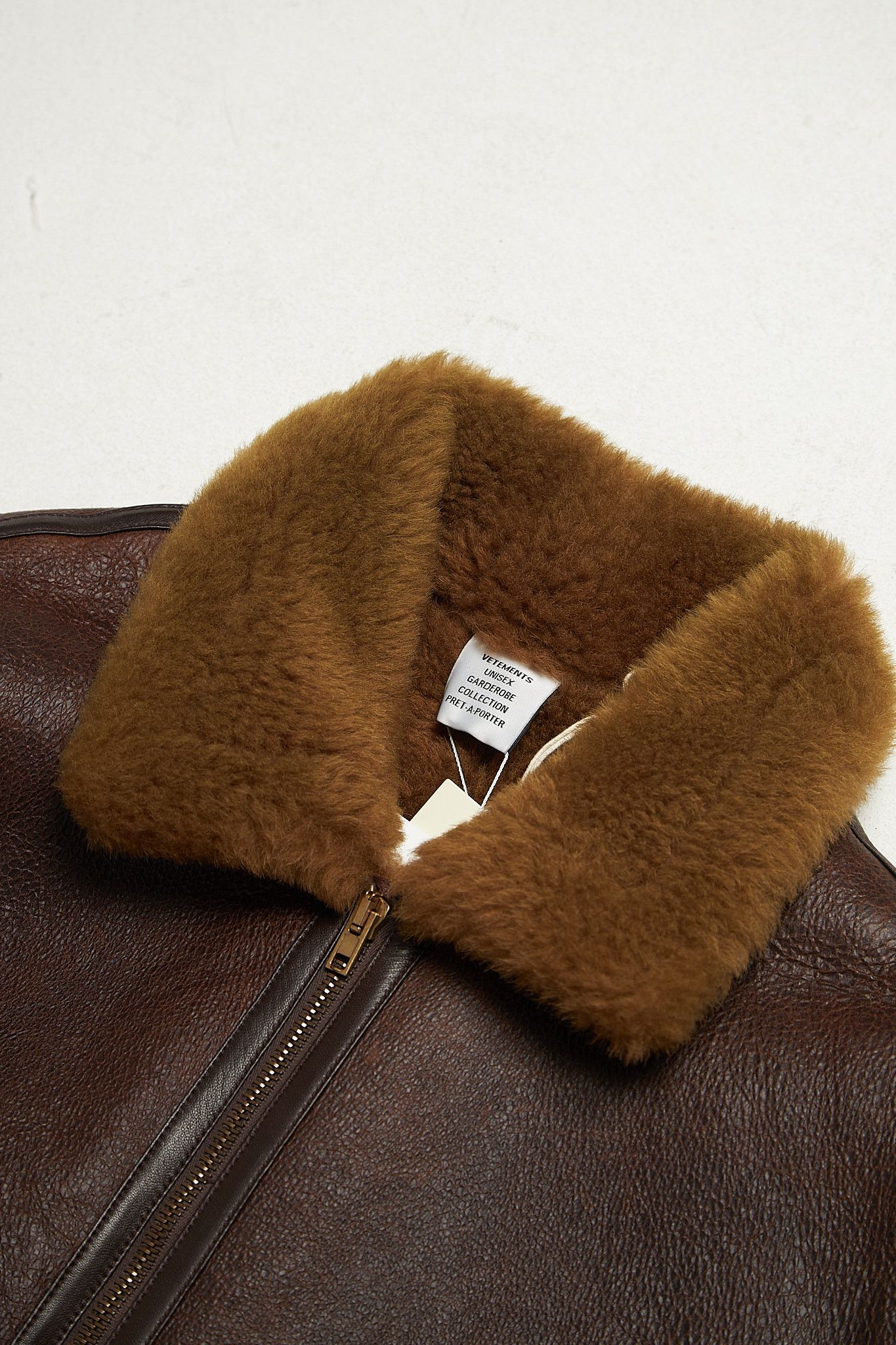 Vetements Brown Back Logo Embossed Shearling Lambskin Jacket Size US S / EU 44-46 / 1 - 3 Thumbnail