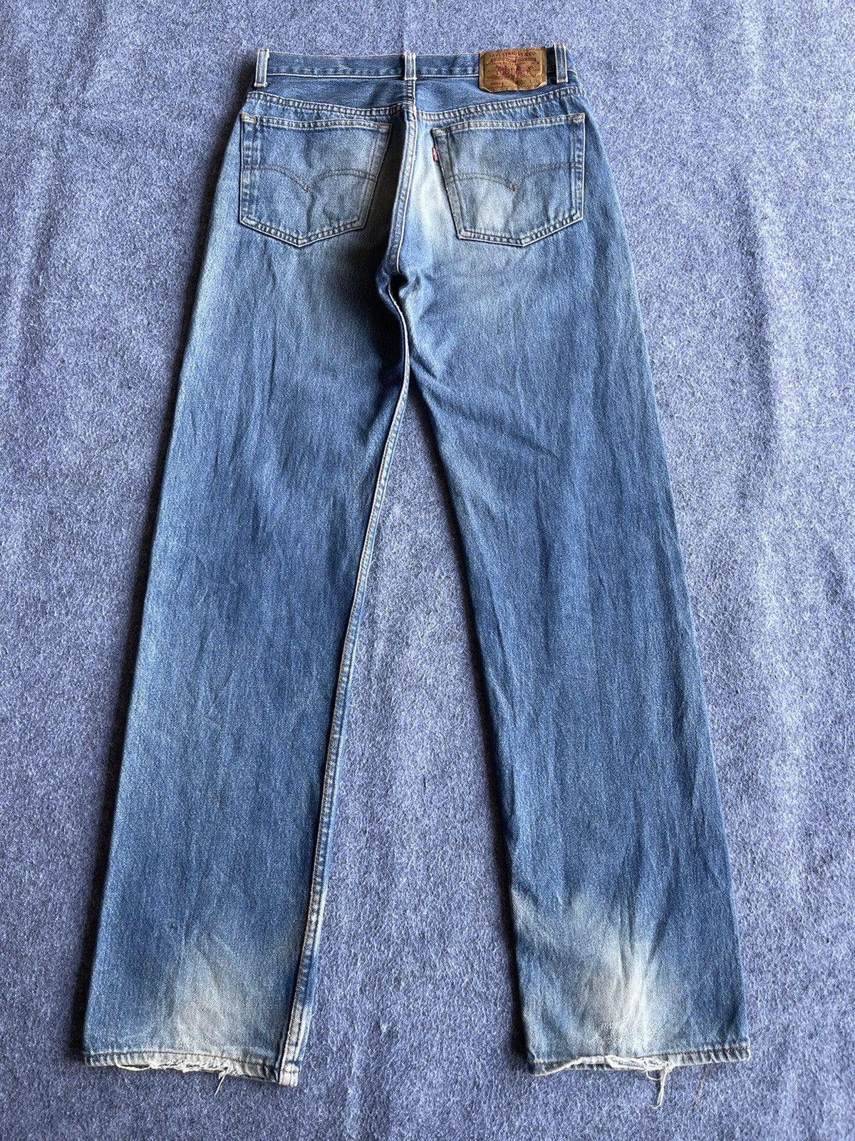 Rare🔥Vintage Levis 501xx Light Blue Distressed Denim